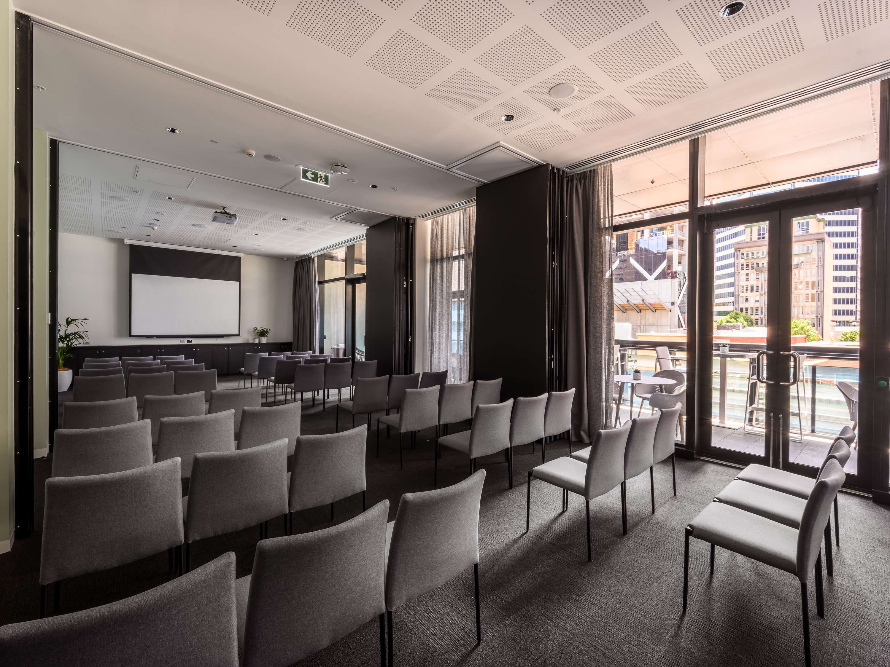 Novotel Melbourne Central by null