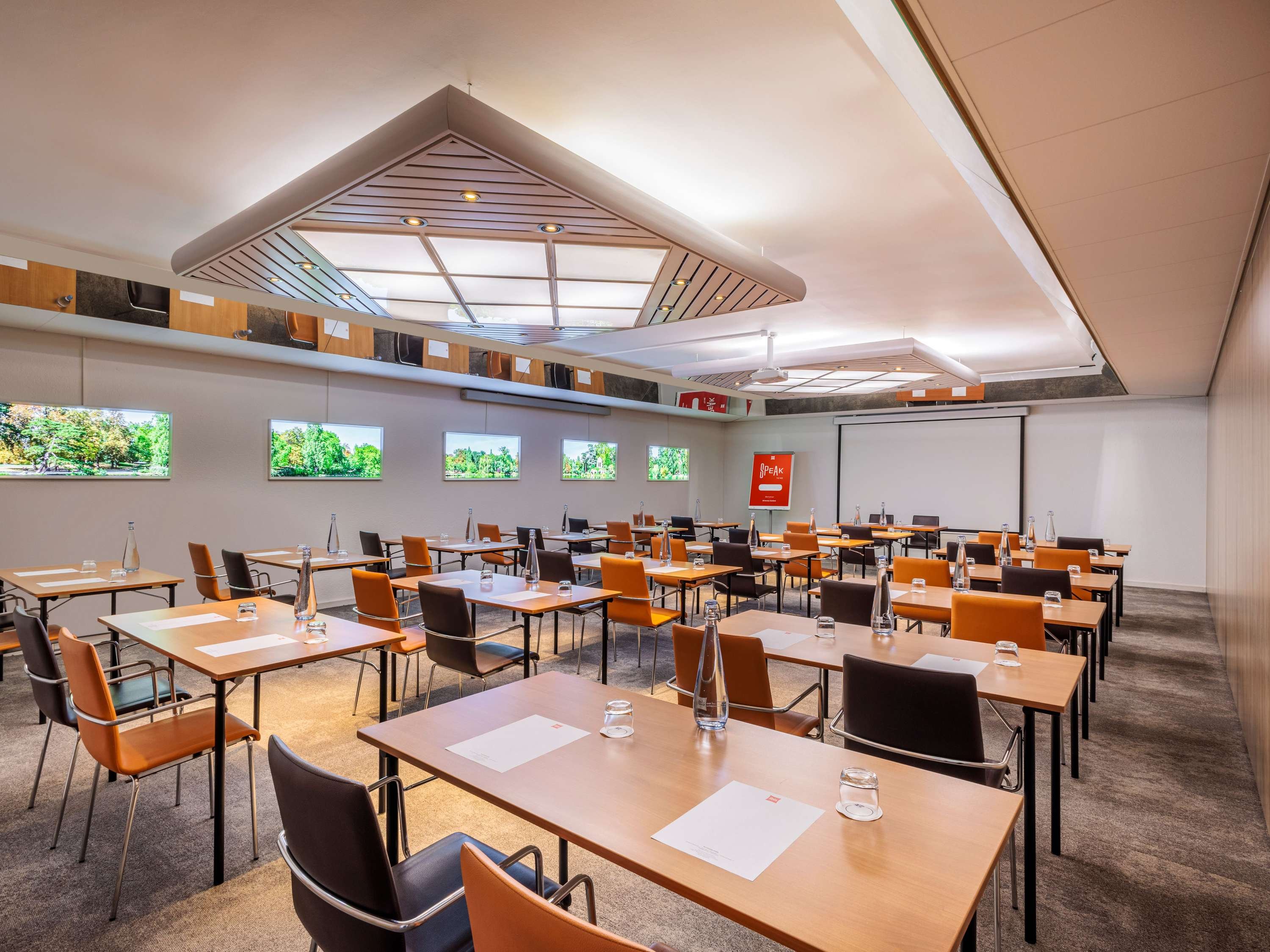 ibis Lausanne Crissier by null