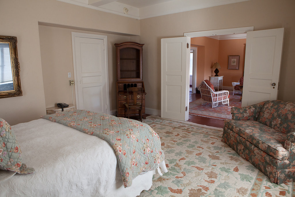 Lord Camden Inn by null