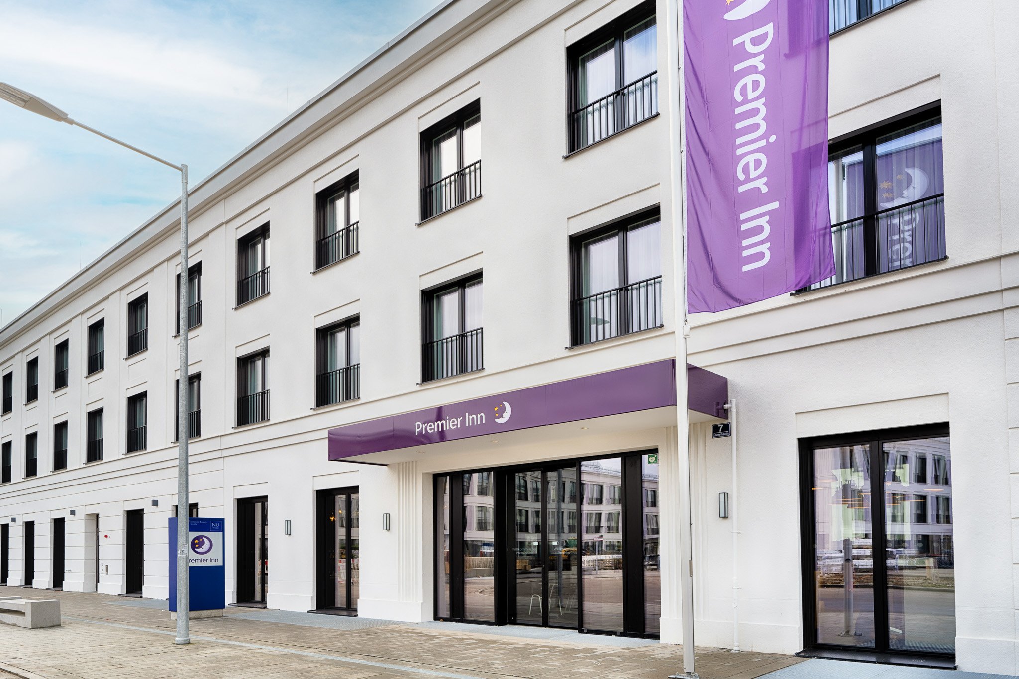 Premier Inn Regensburg City Centre Hotel image
