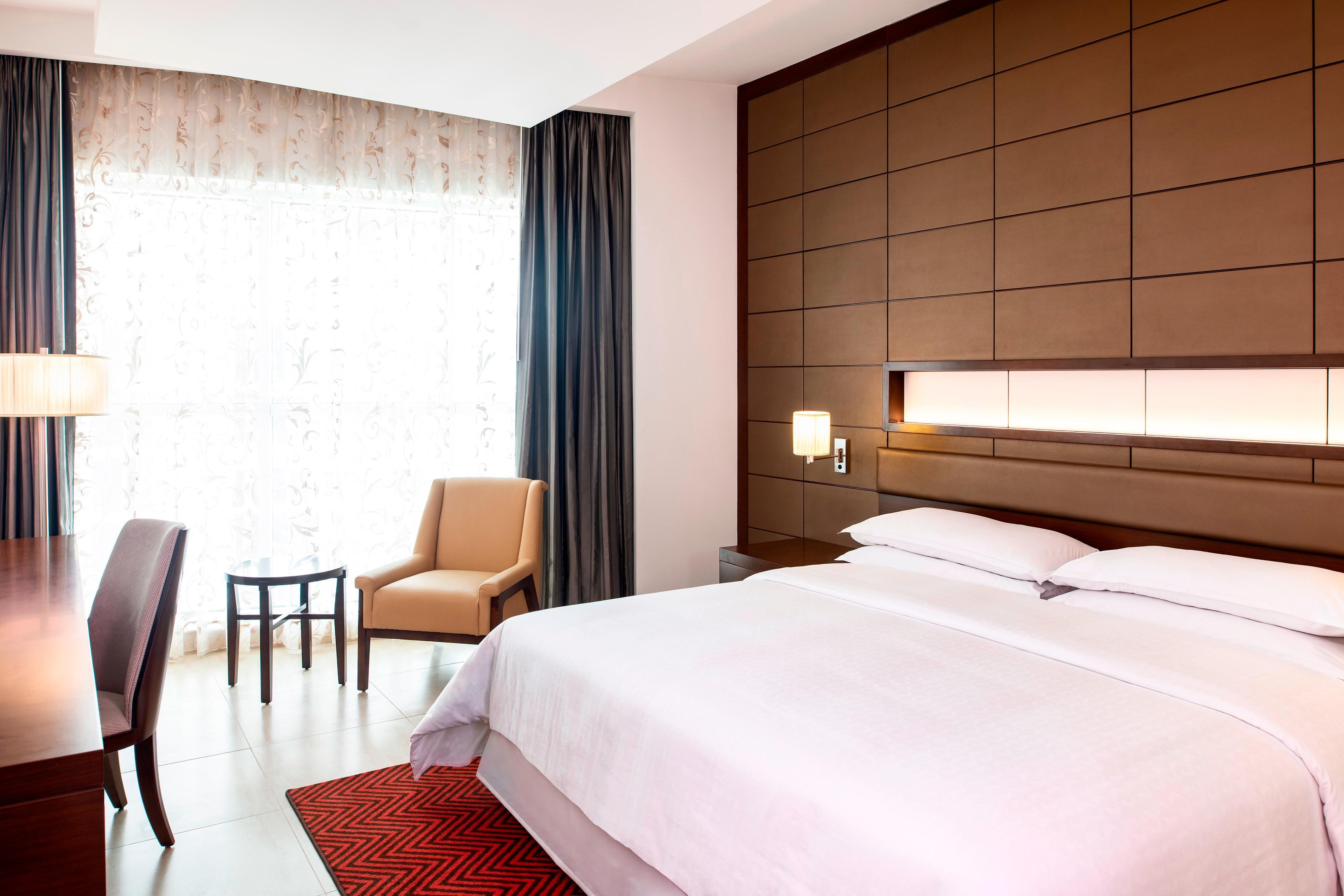 Four Points by Sheraton Bur Dubai by null
