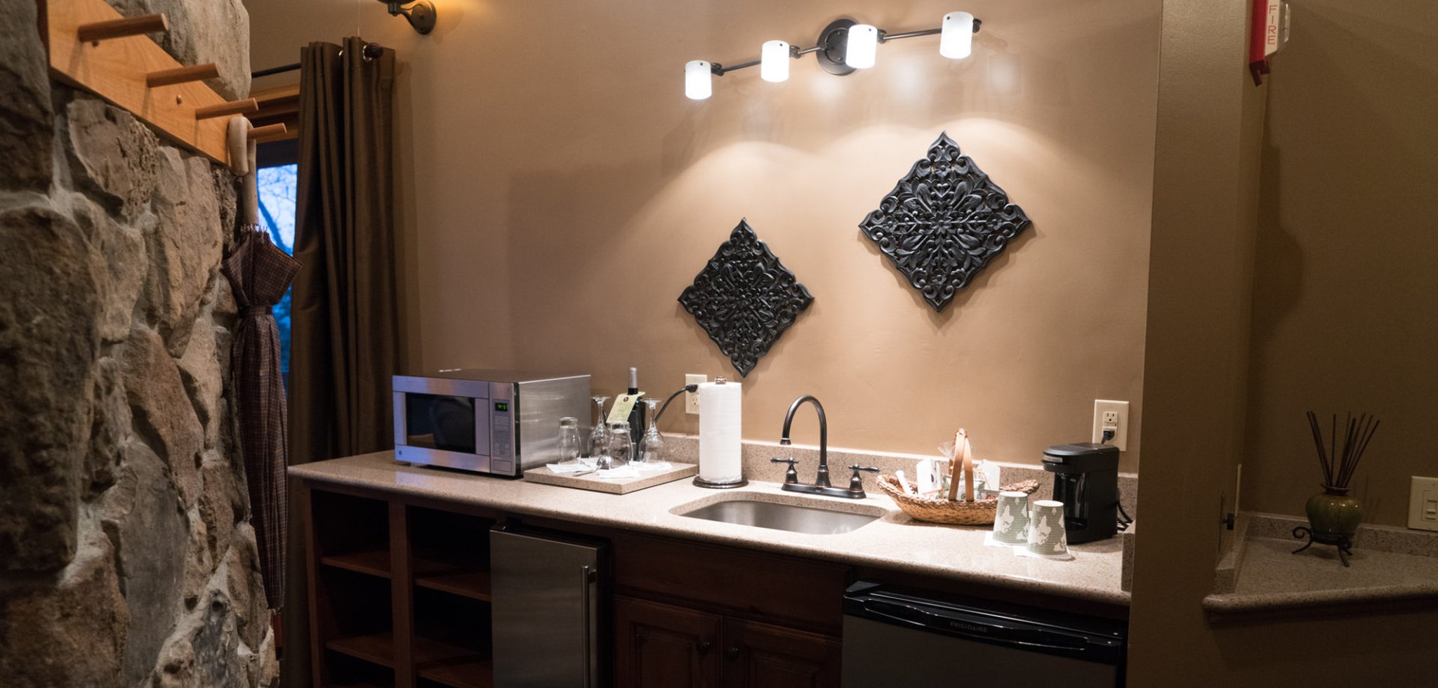 The Inn at Honey Run by null