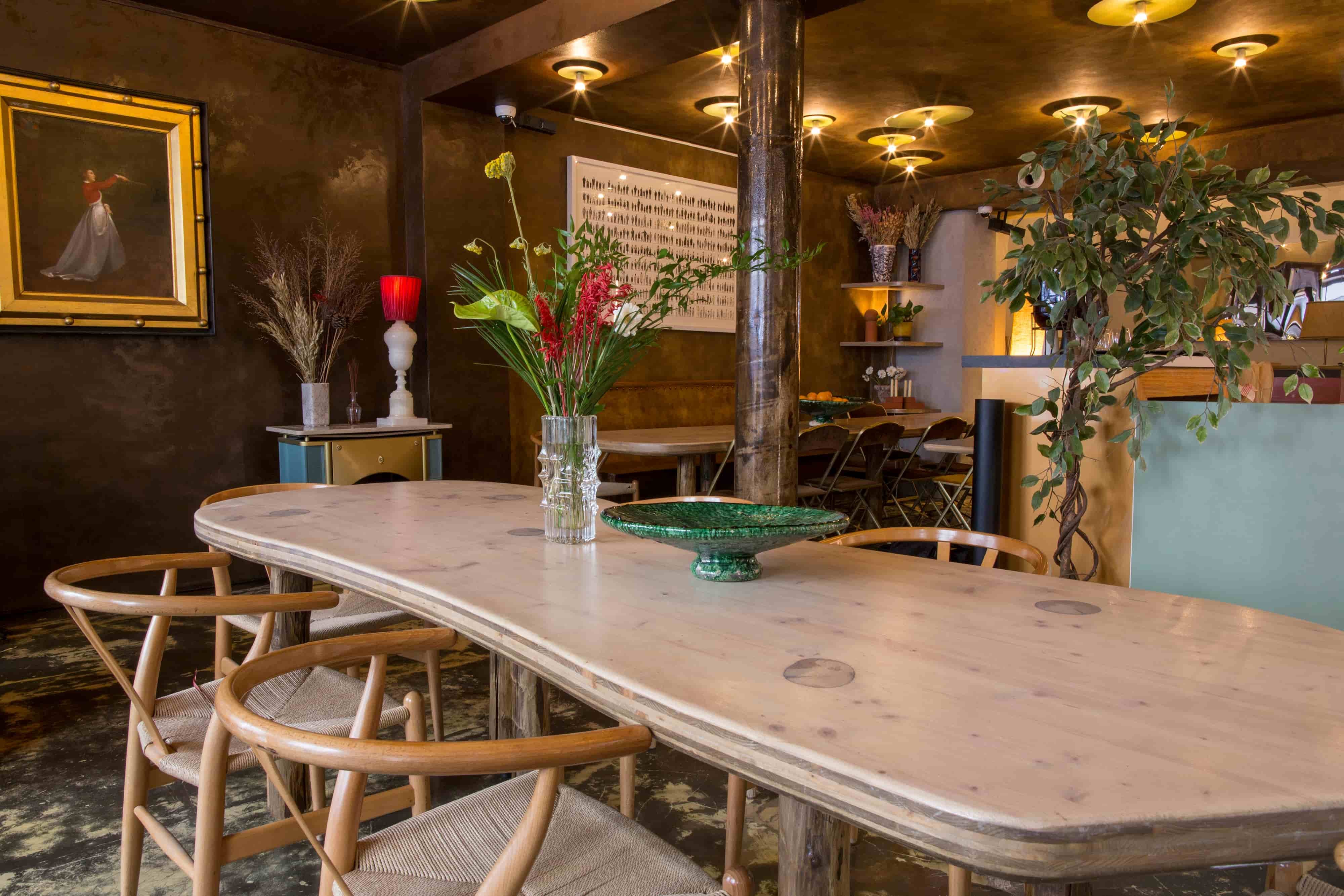 LA NOUVELLE REPUBLIQUE, BOUTIQUE HOTEL : HAMMAM, MASSAGE & COWORKING by null