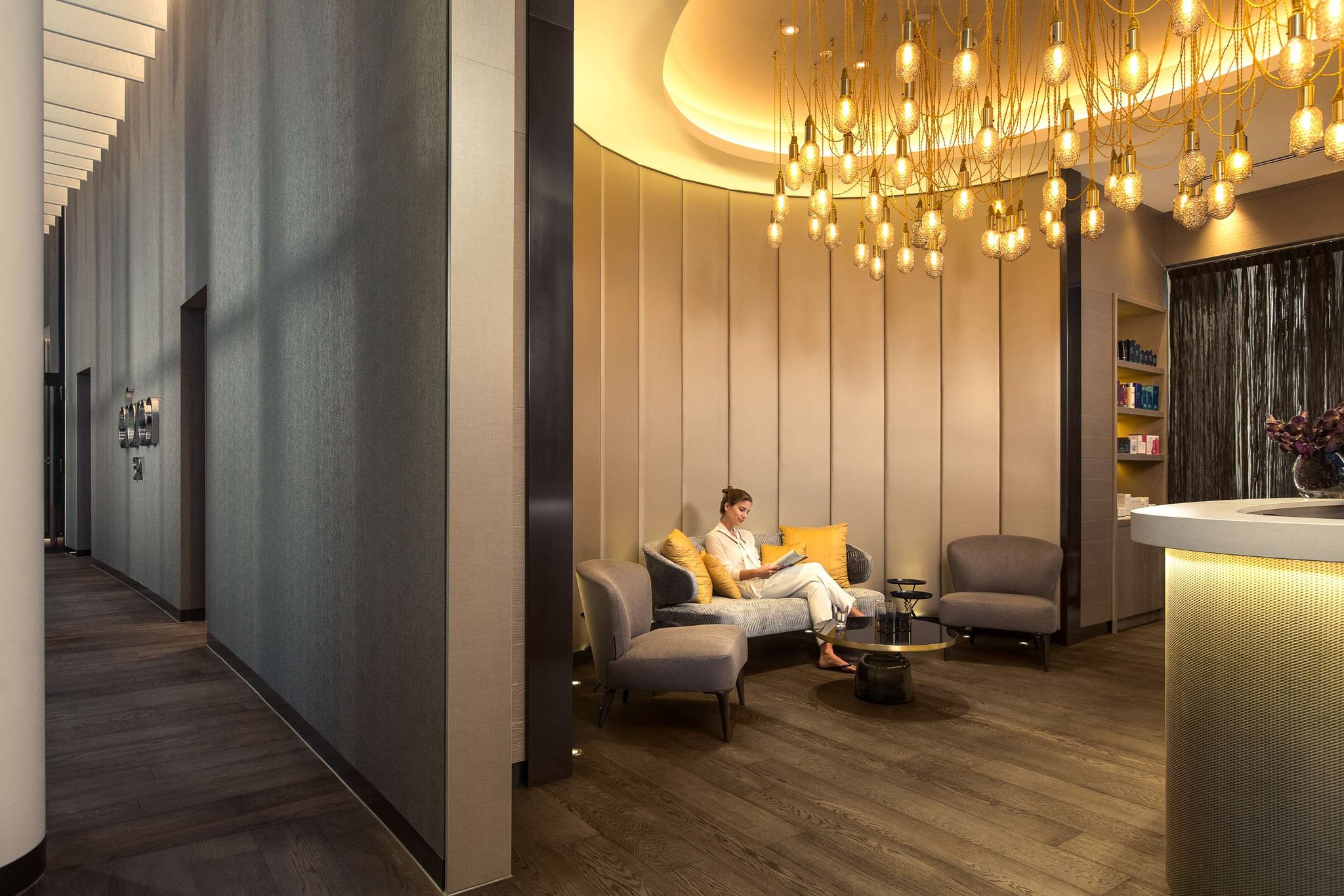 Hilton Amsterdam Airport Schiphol by null