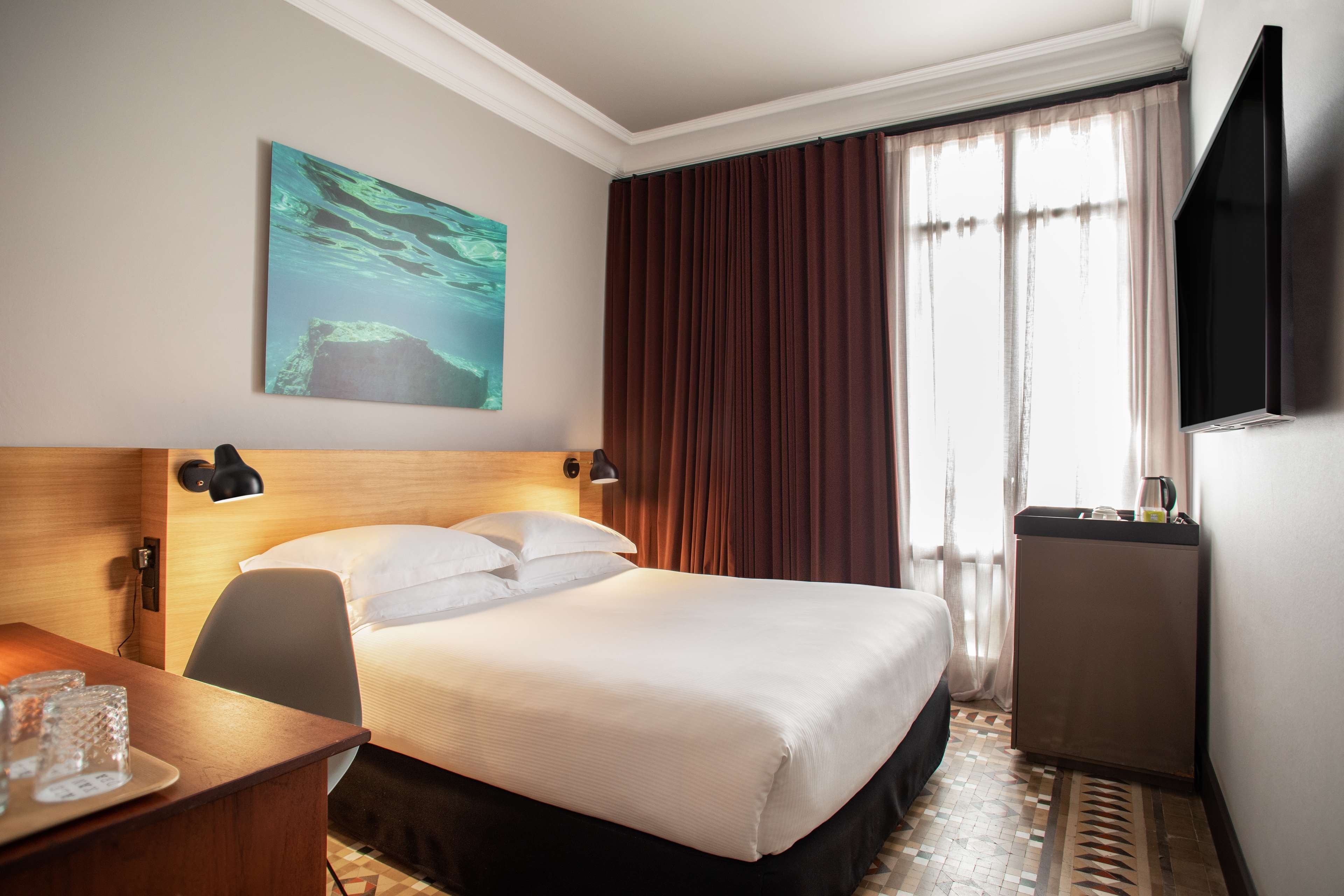 Alexandra Barcelona Hotel, Curio Collection by Hilton by null
