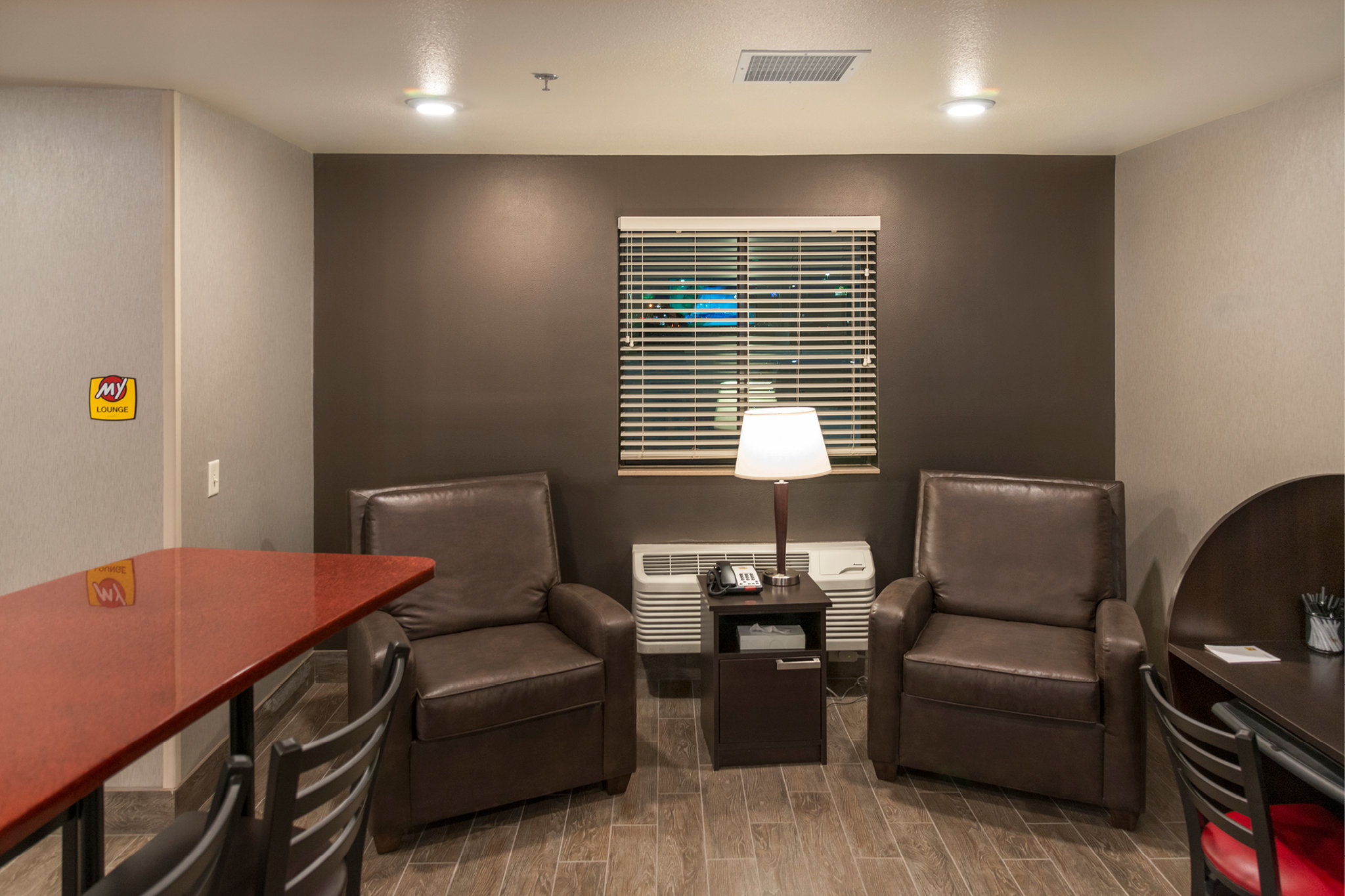 My Place Hotel-East Moline/Quad Cities, IL photo 5