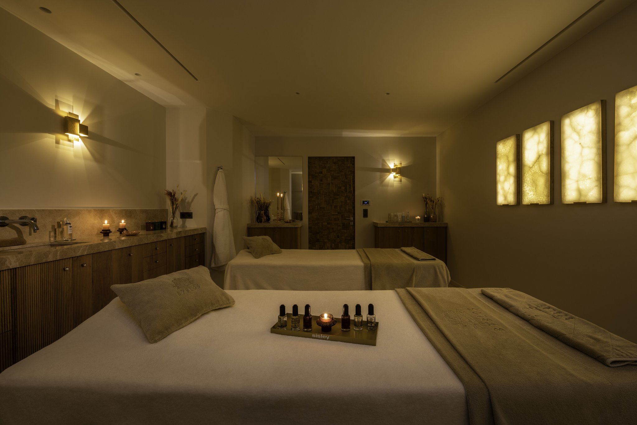 Hôtel Byblos by null