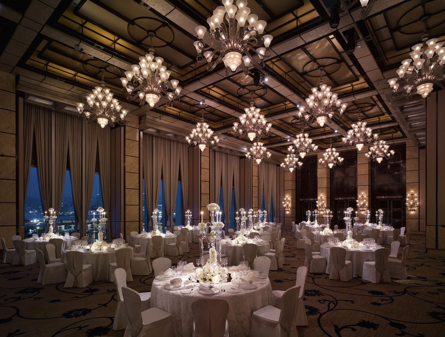 Four Seasons Hotel Hong Kong by Google