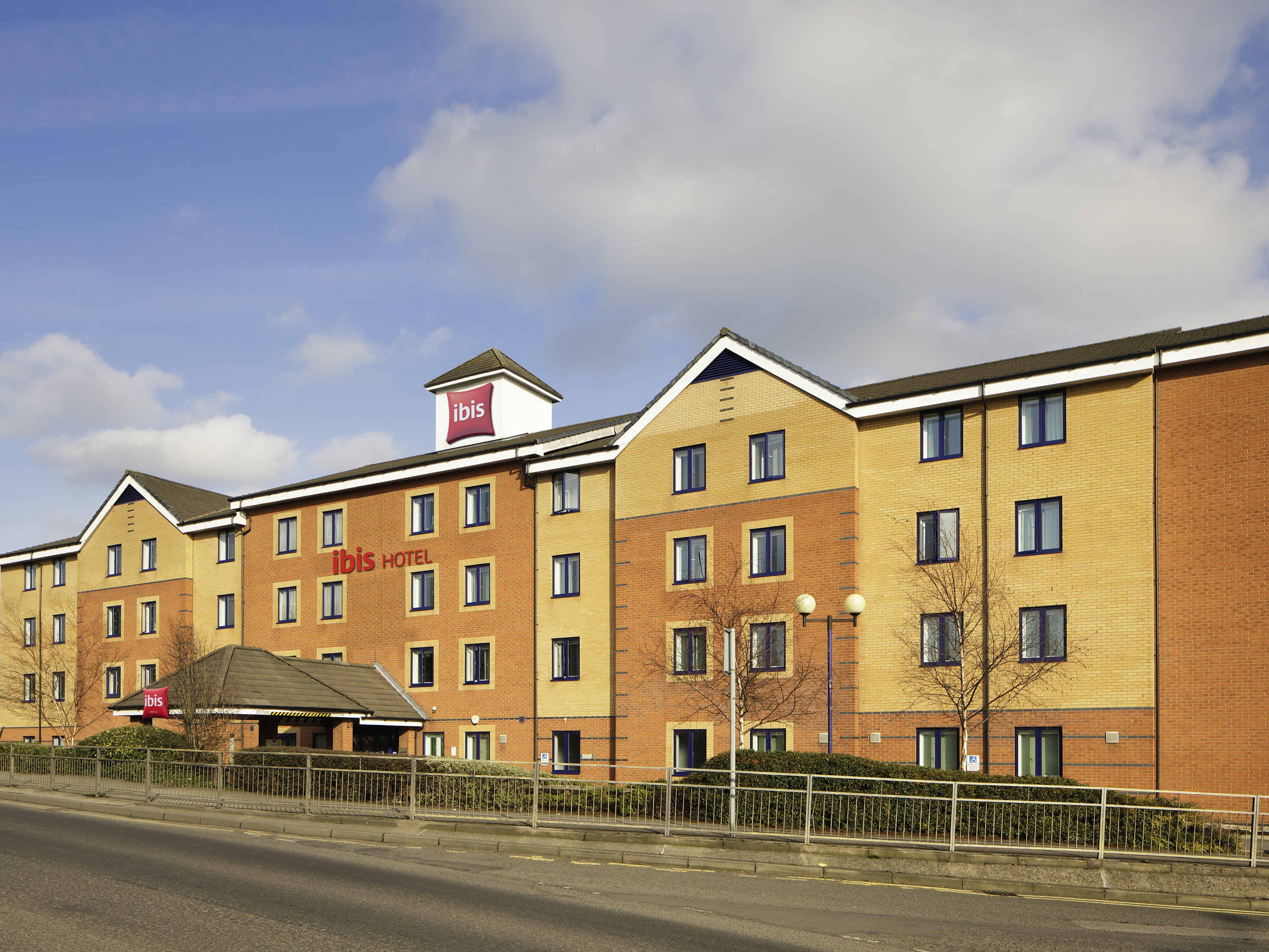 ibis Chesterfield Centre - Market Town image