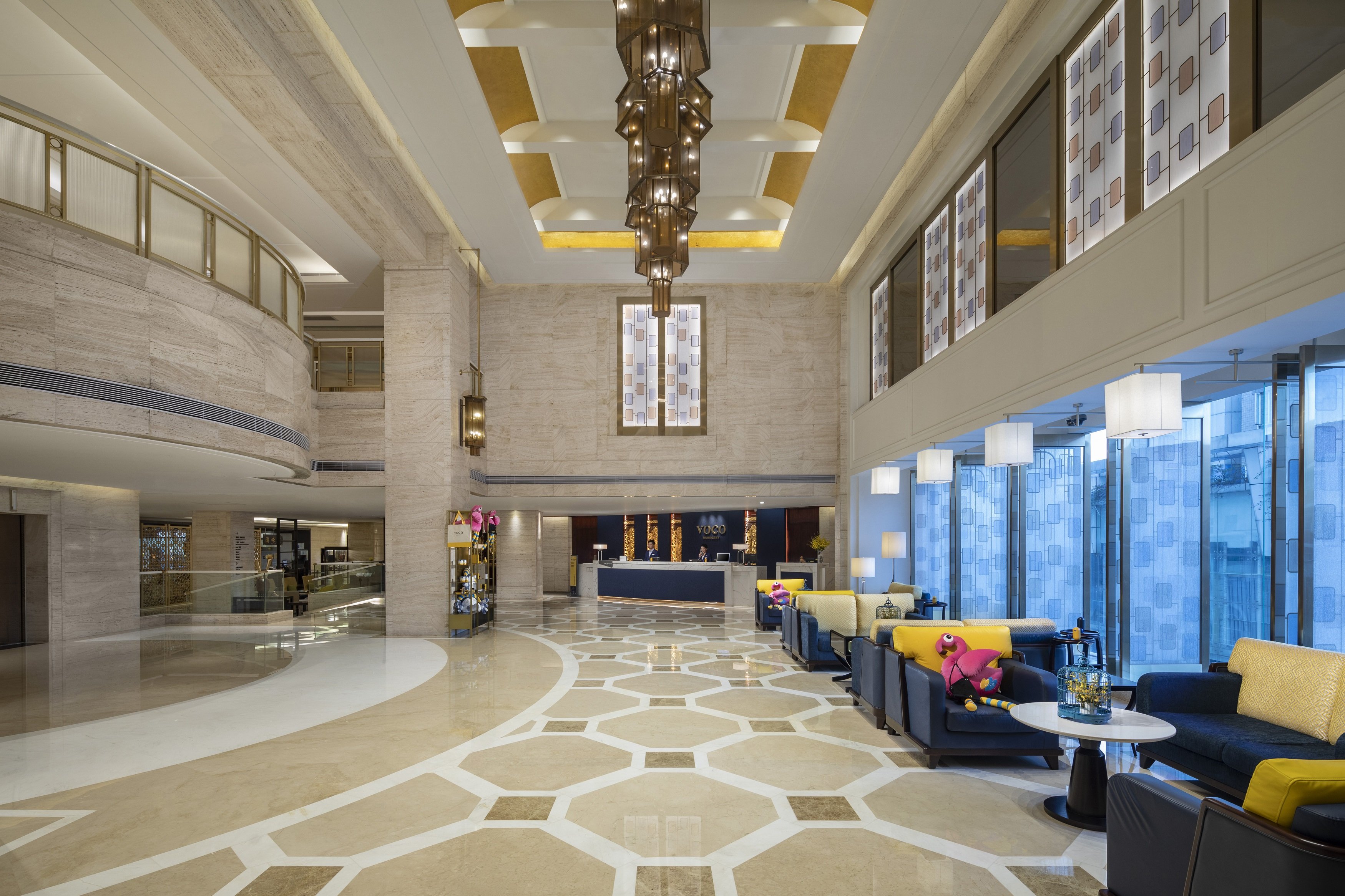 Sunny Holiday Inn by null