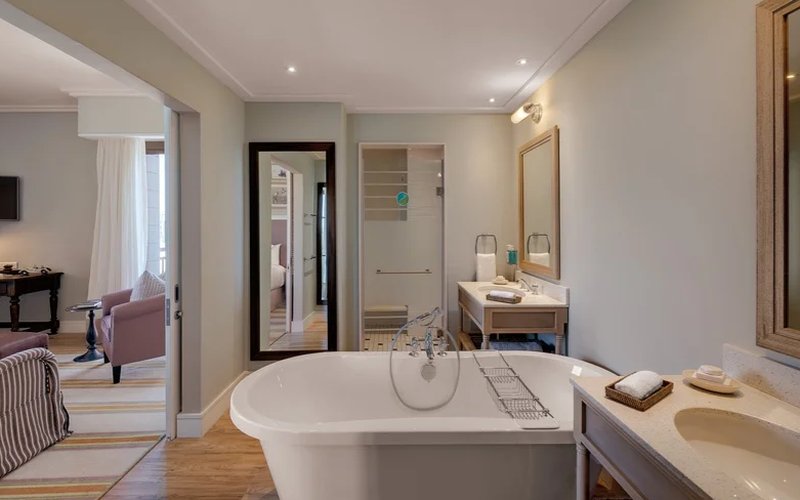 Strand Hotel by null