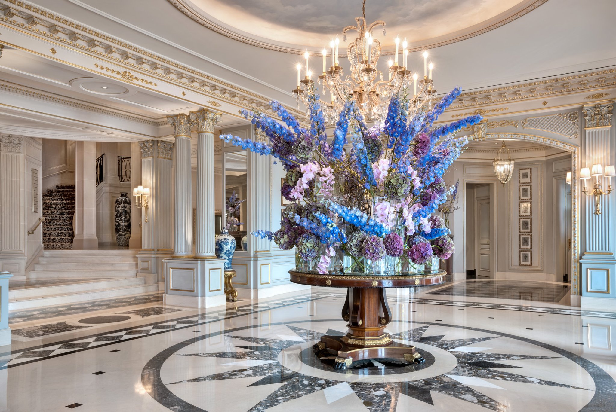 Four Seasons Hotel des Bergues Geneva by null