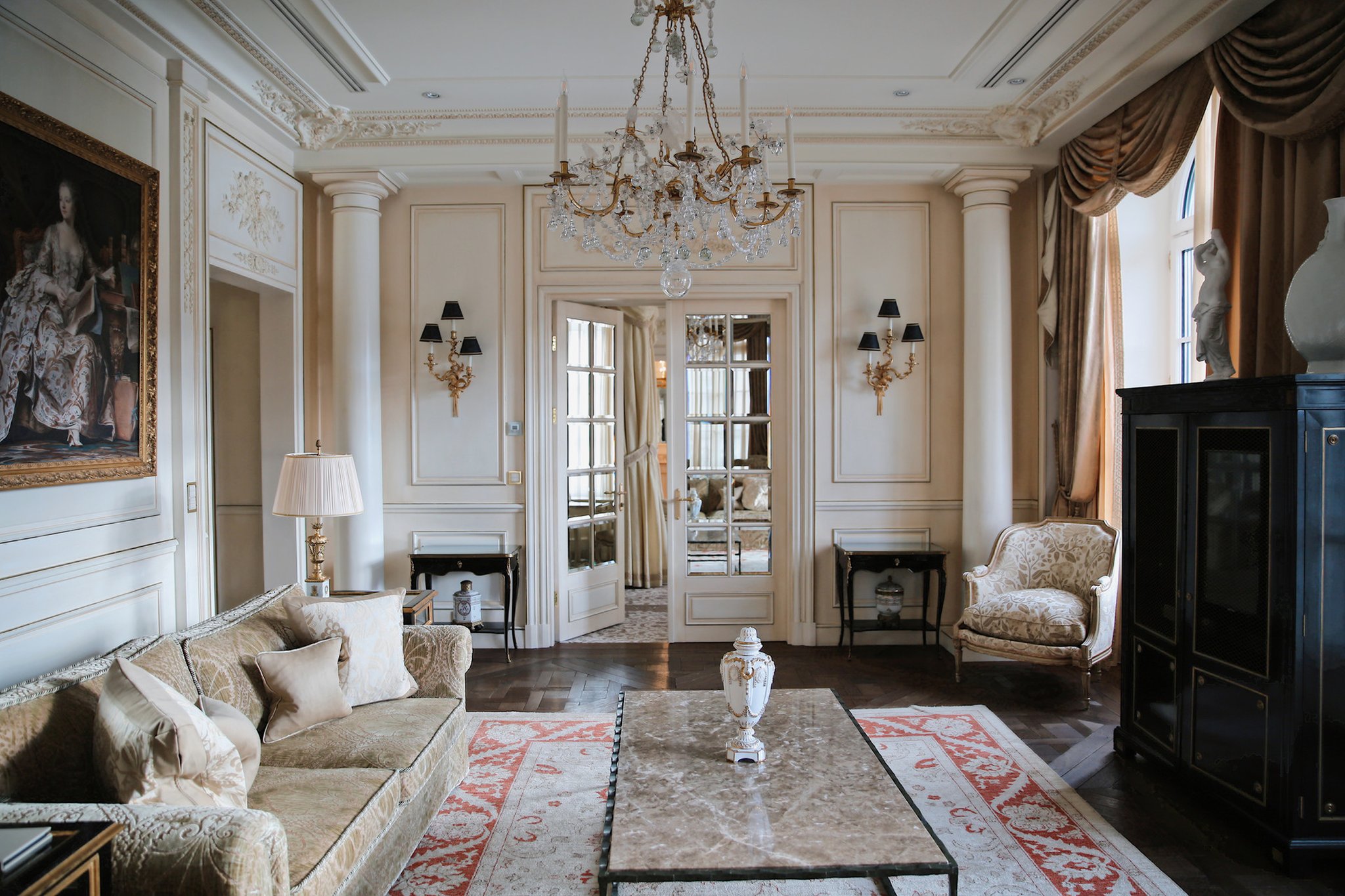 Four Seasons Hotel des Bergues Geneva by null
