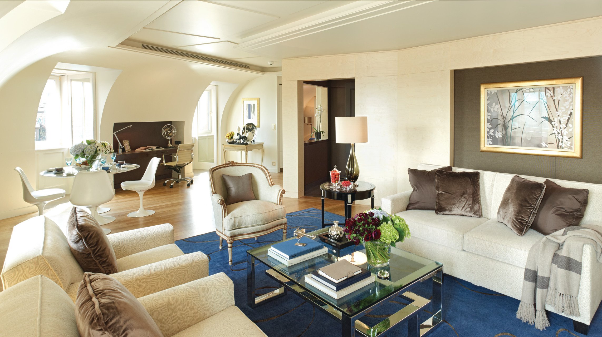 Four Seasons Hotel des Bergues Geneva by null