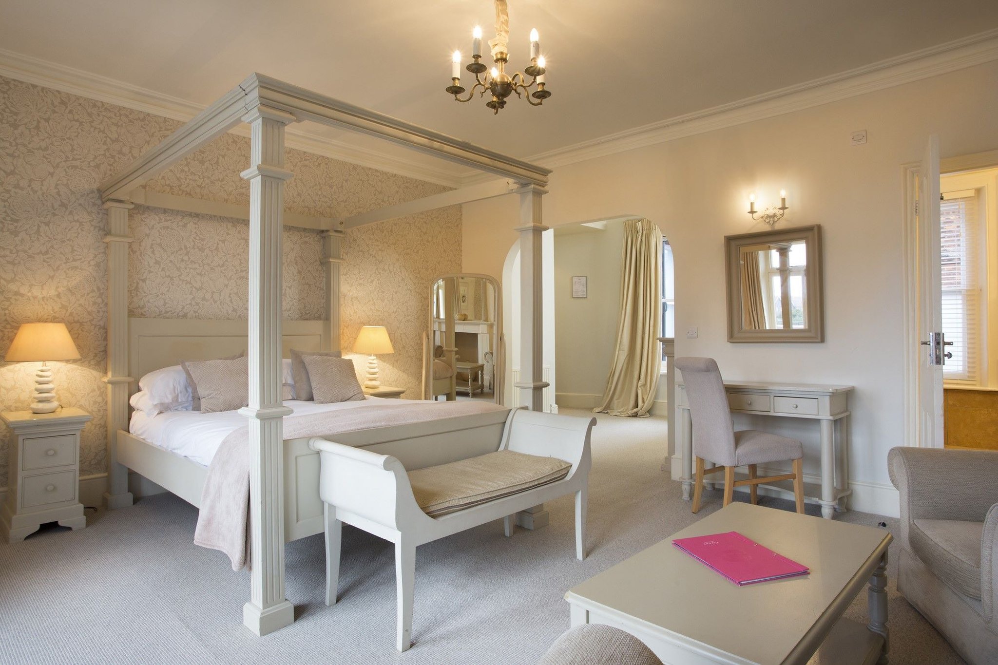 Bell Hotel by null