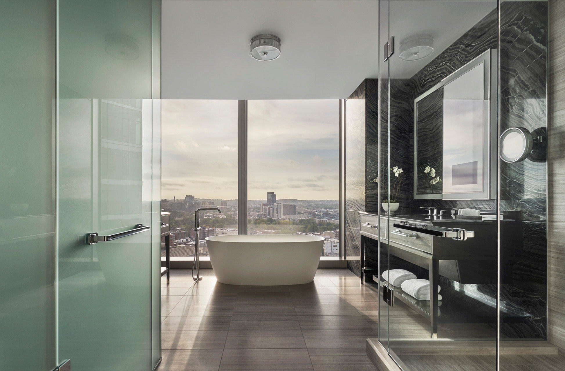 Four Seasons Hotel One Dalton Street, Boston by null