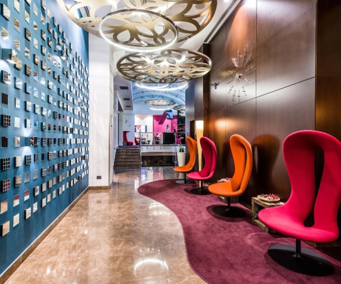 Ikonik Parlament by null