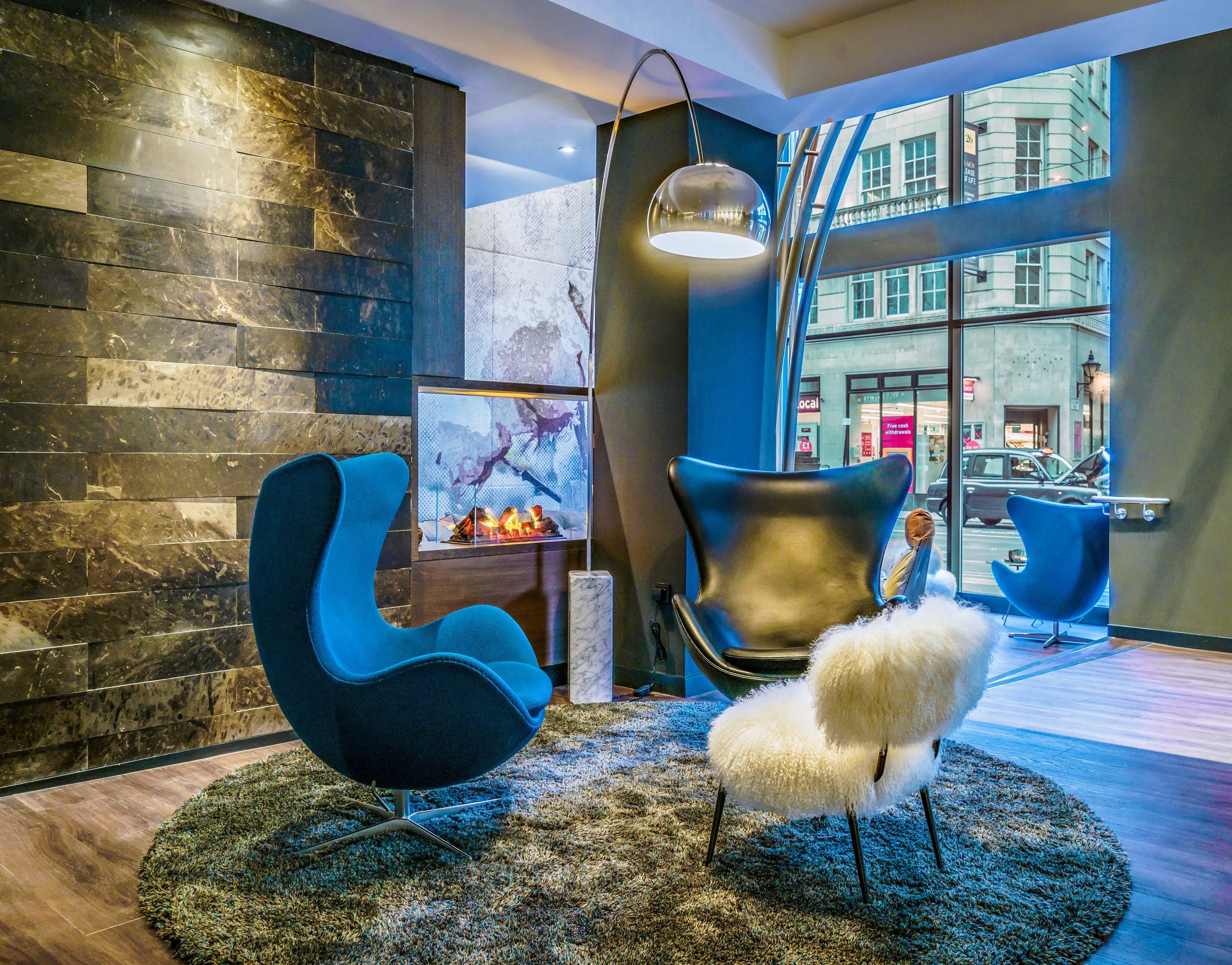 Hotel Motel One Manchester-Royal Exchange photo 8