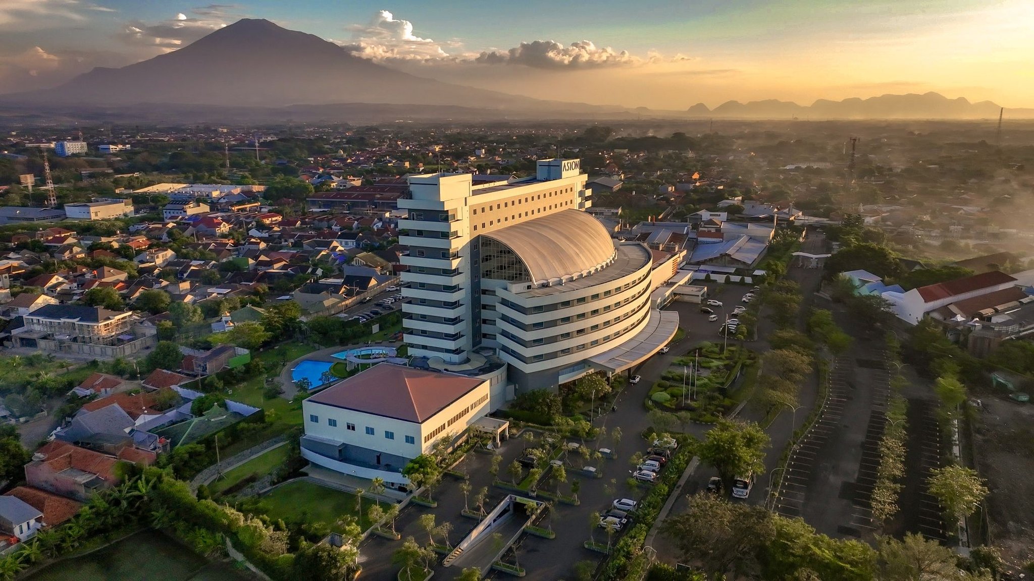 ASTON Cirebon Hotel & Convention Center image