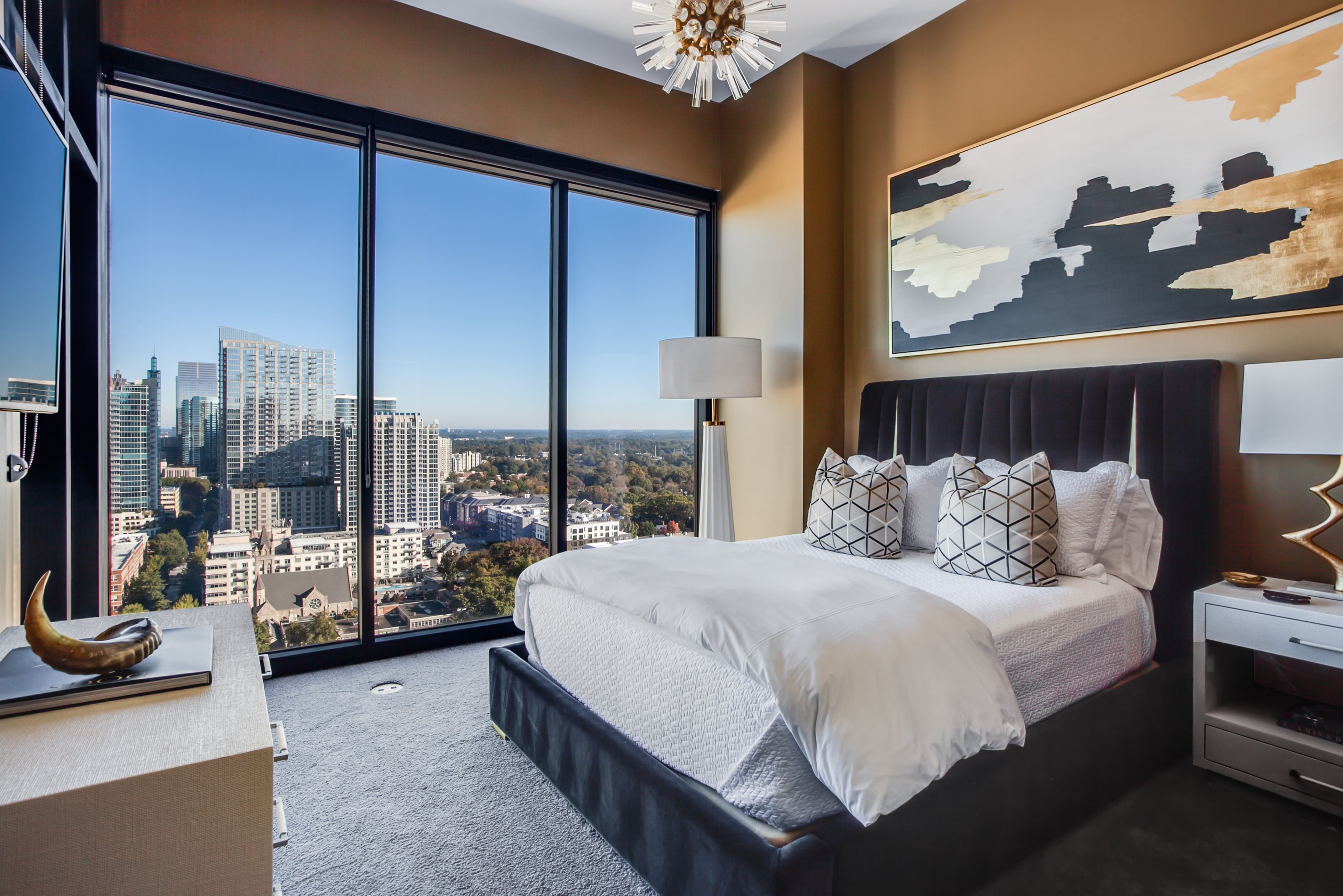Lilli Midtown by null
