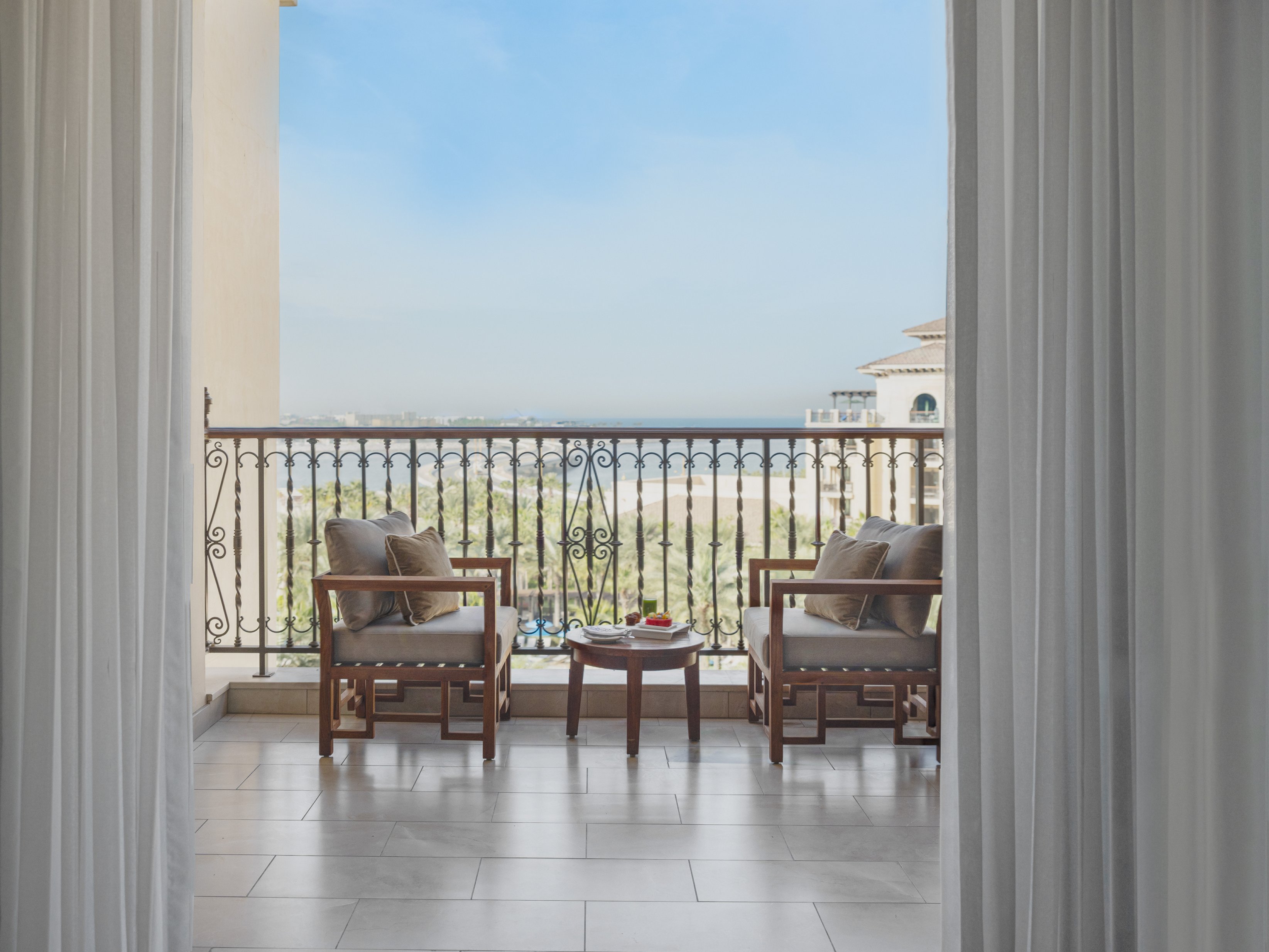 Four Seasons Resort Dubai at Jumeirah Beach by null