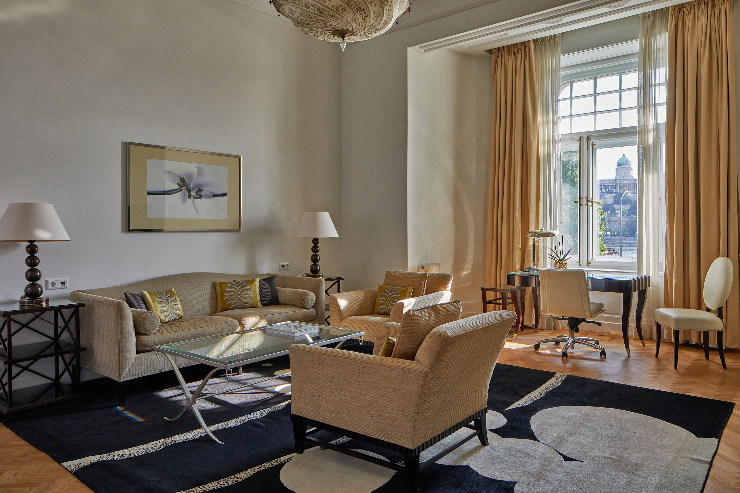 Four Seasons Hotel Gresham Palace Budapest by null