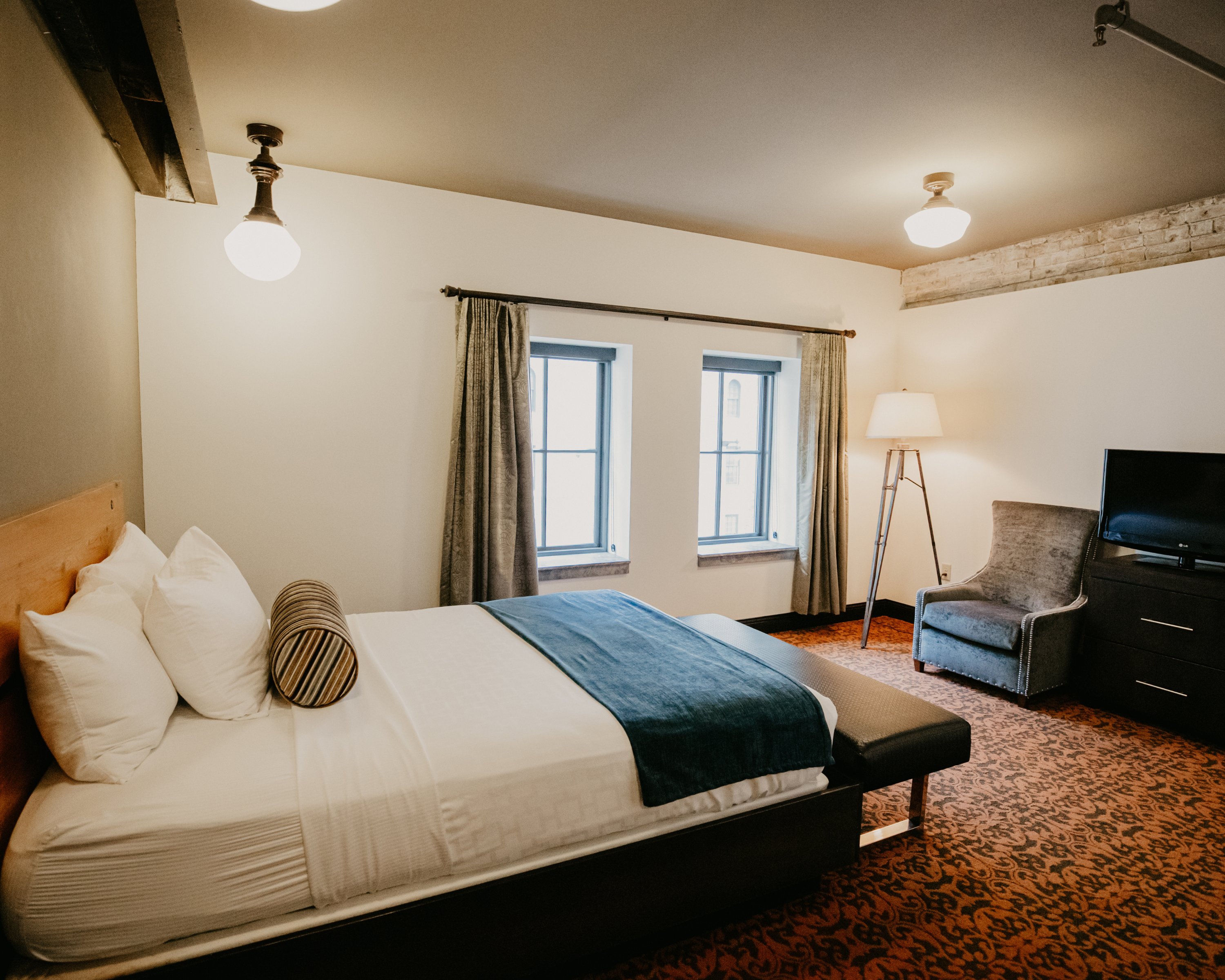 The Brewhouse Inn & Suites by null