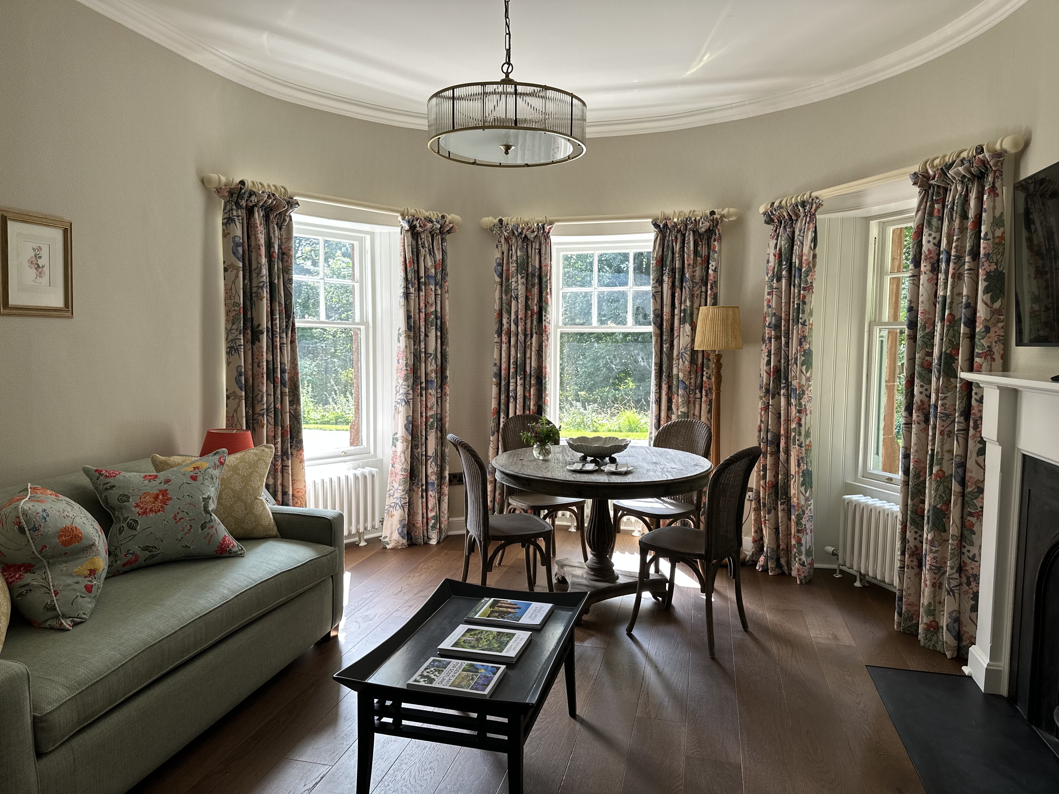 Cromlix by null
