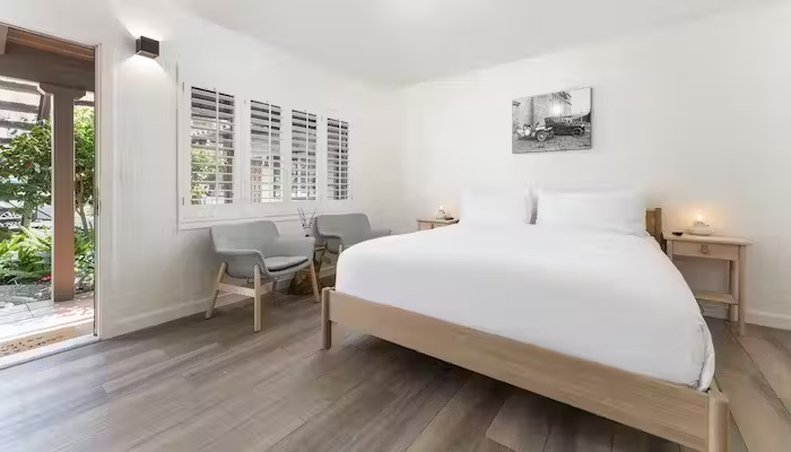 Franciscan Inn & Suites by null