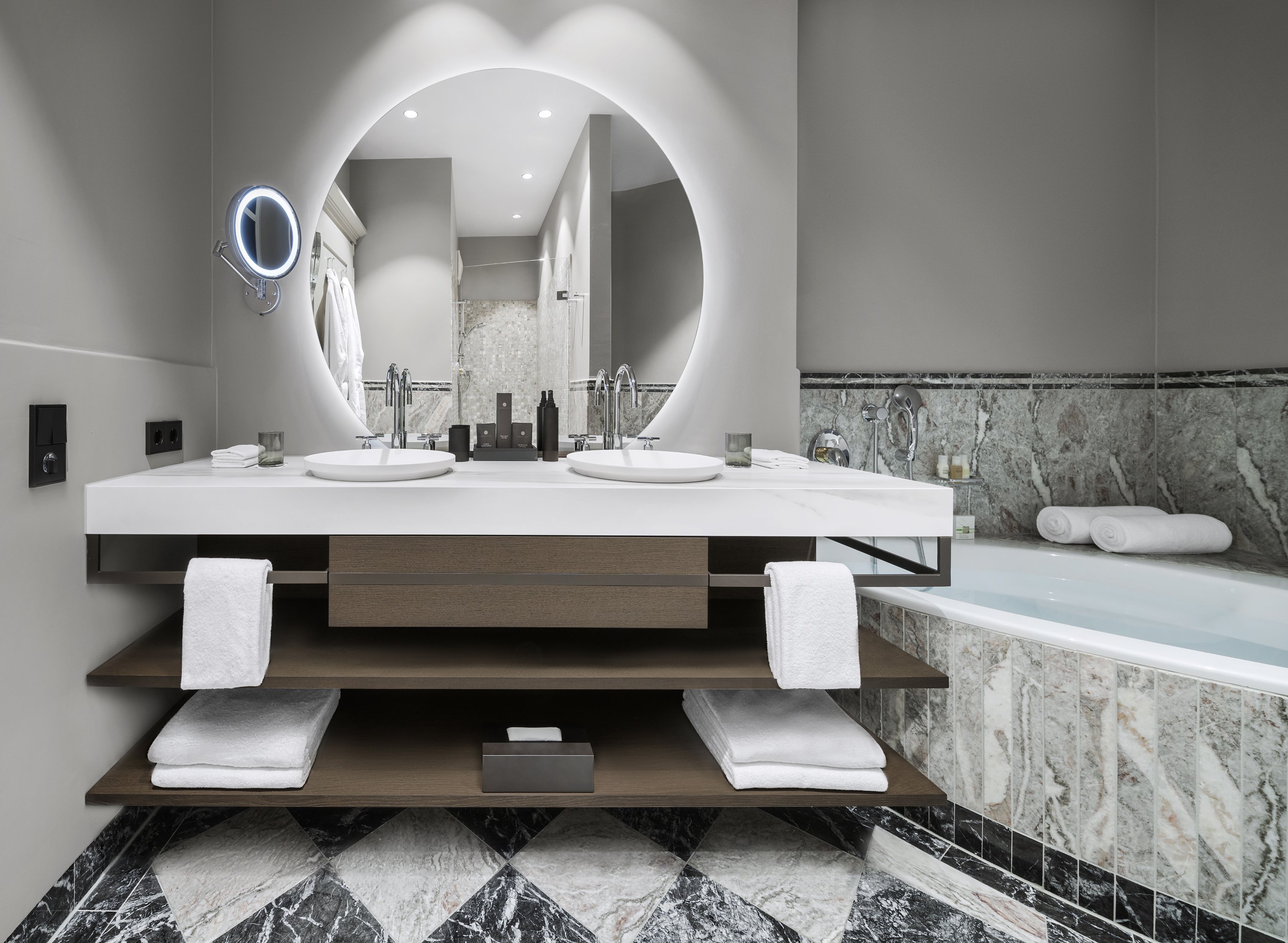 Hotel Weisses Rössl Kitzbühel by null