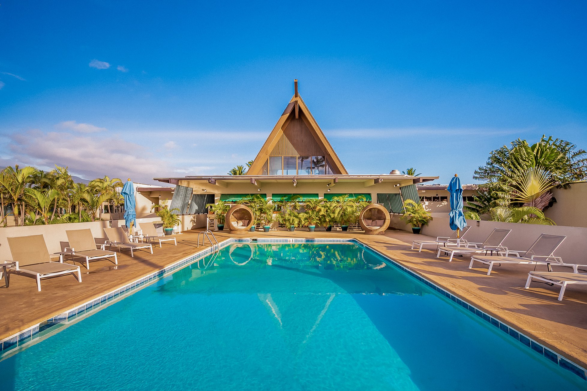 Maui Beach Hotel by null