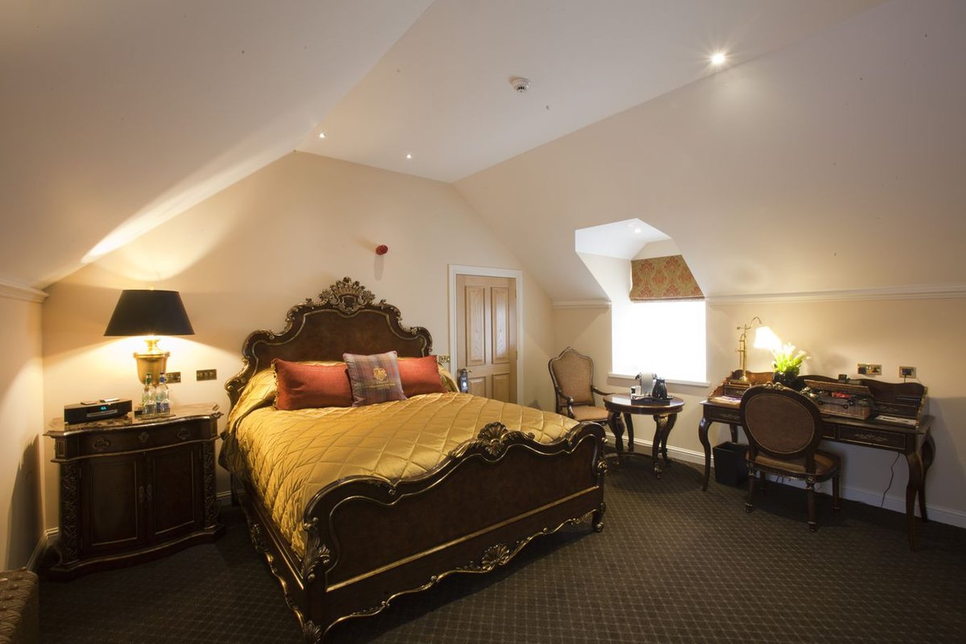 Trump MacLeod House & Lodge by null