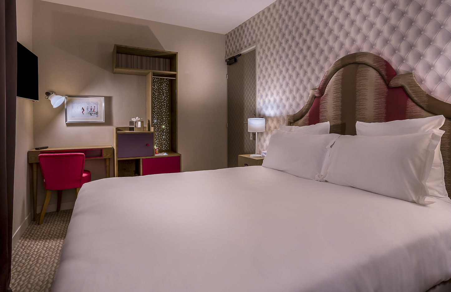 La Parizienne Hotel by null
