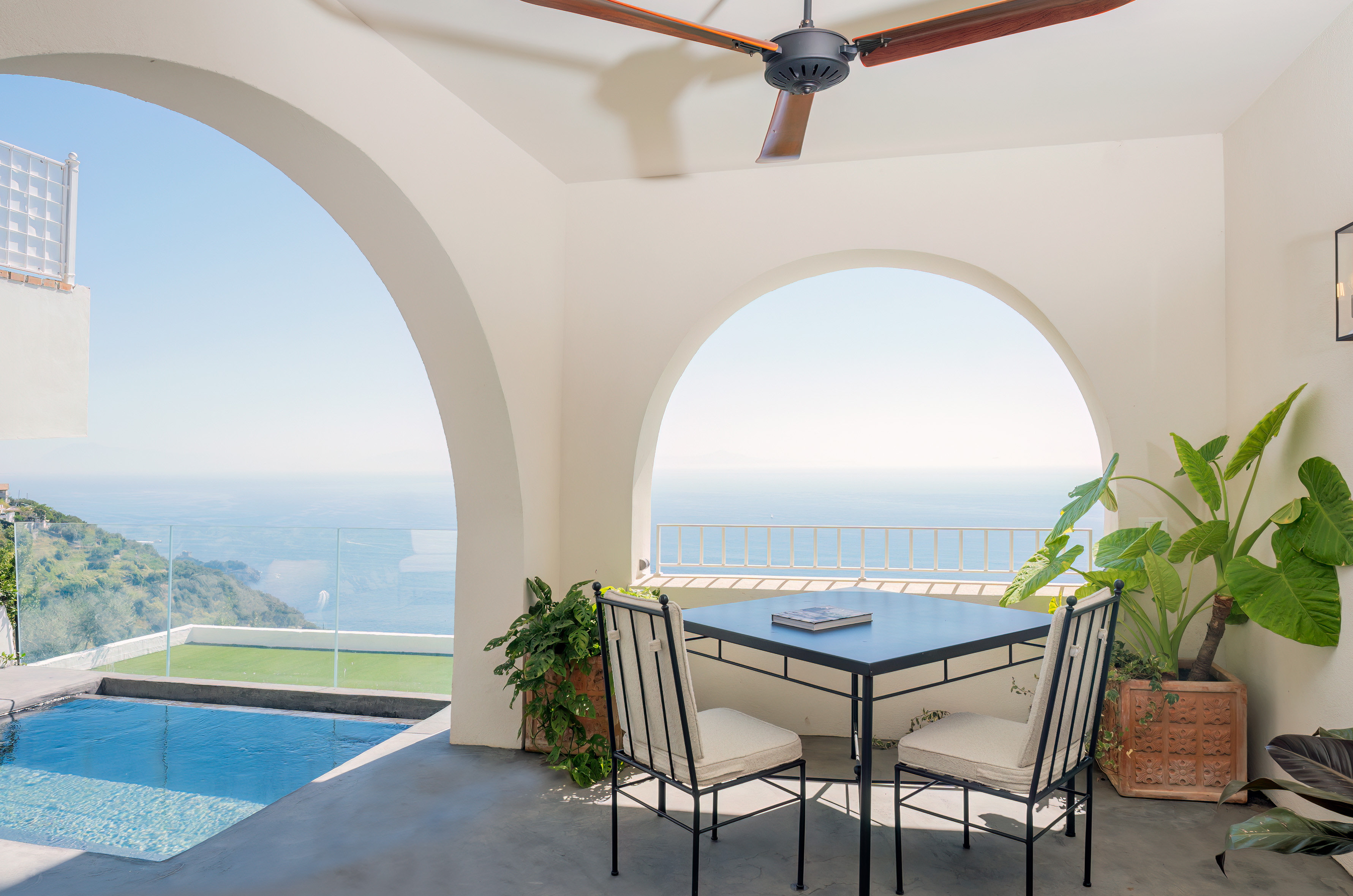 Furore Grand Hotel by null