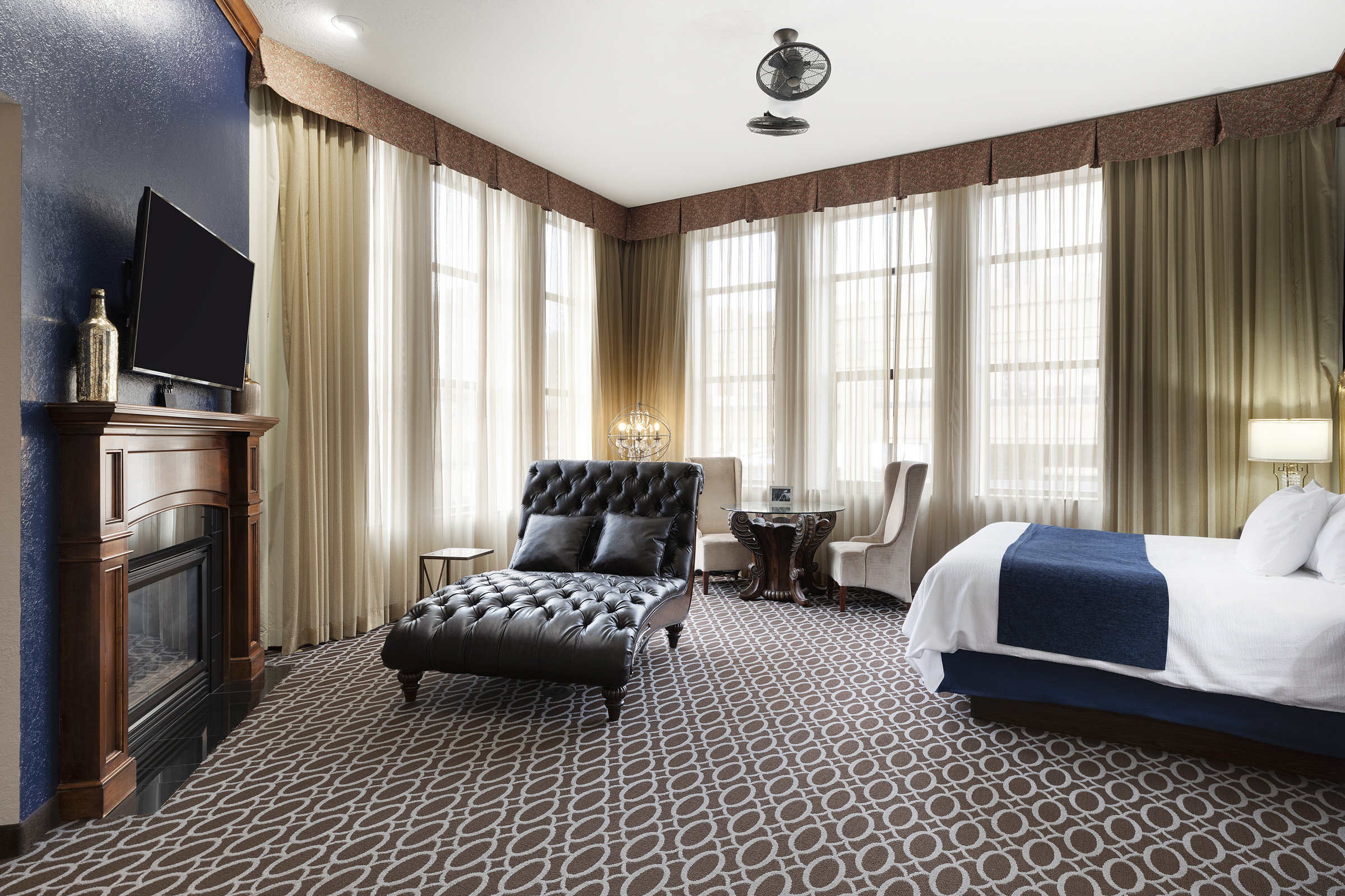 Des Lux Hotel by null