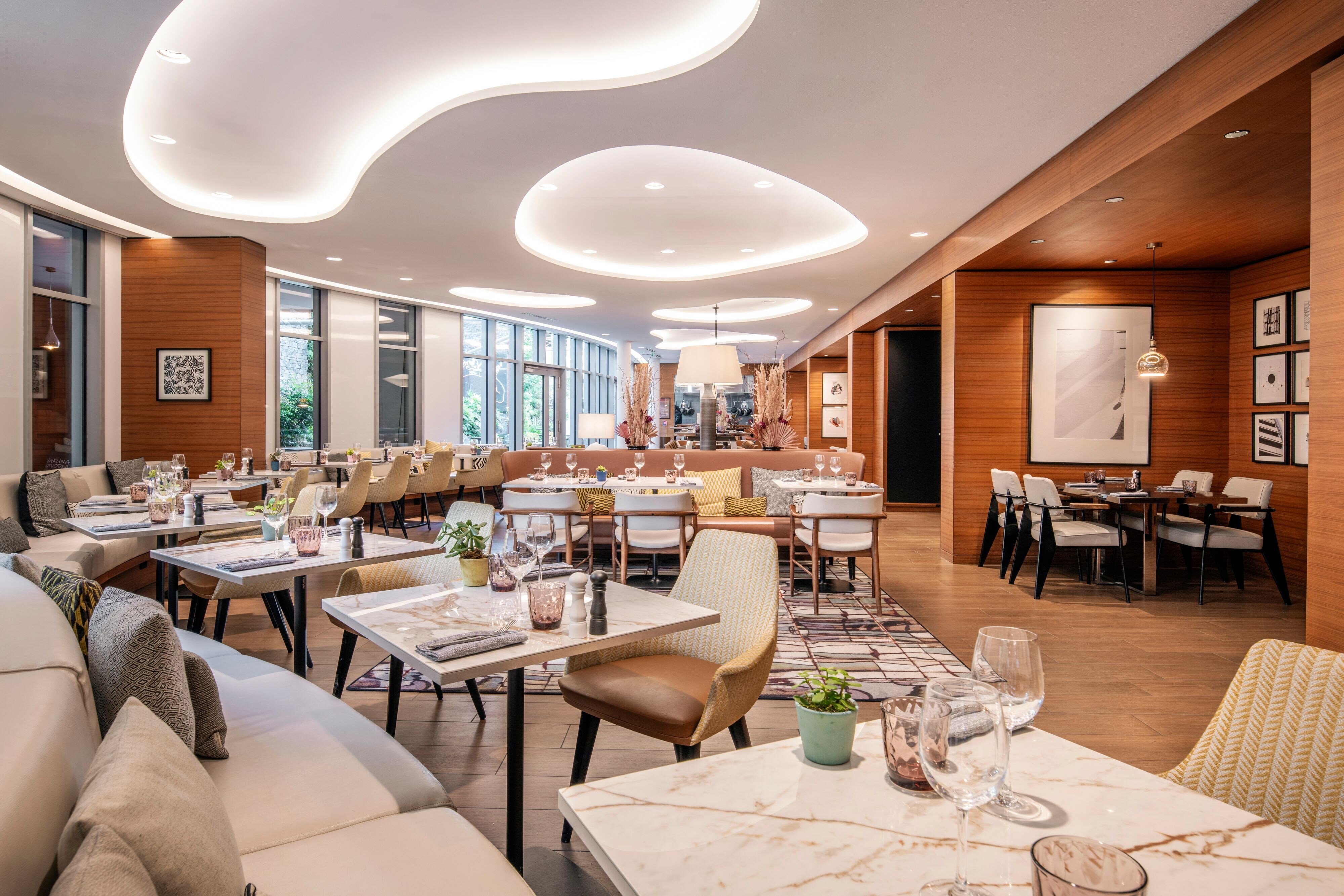 Renaissance Paris Republique Hotel by null