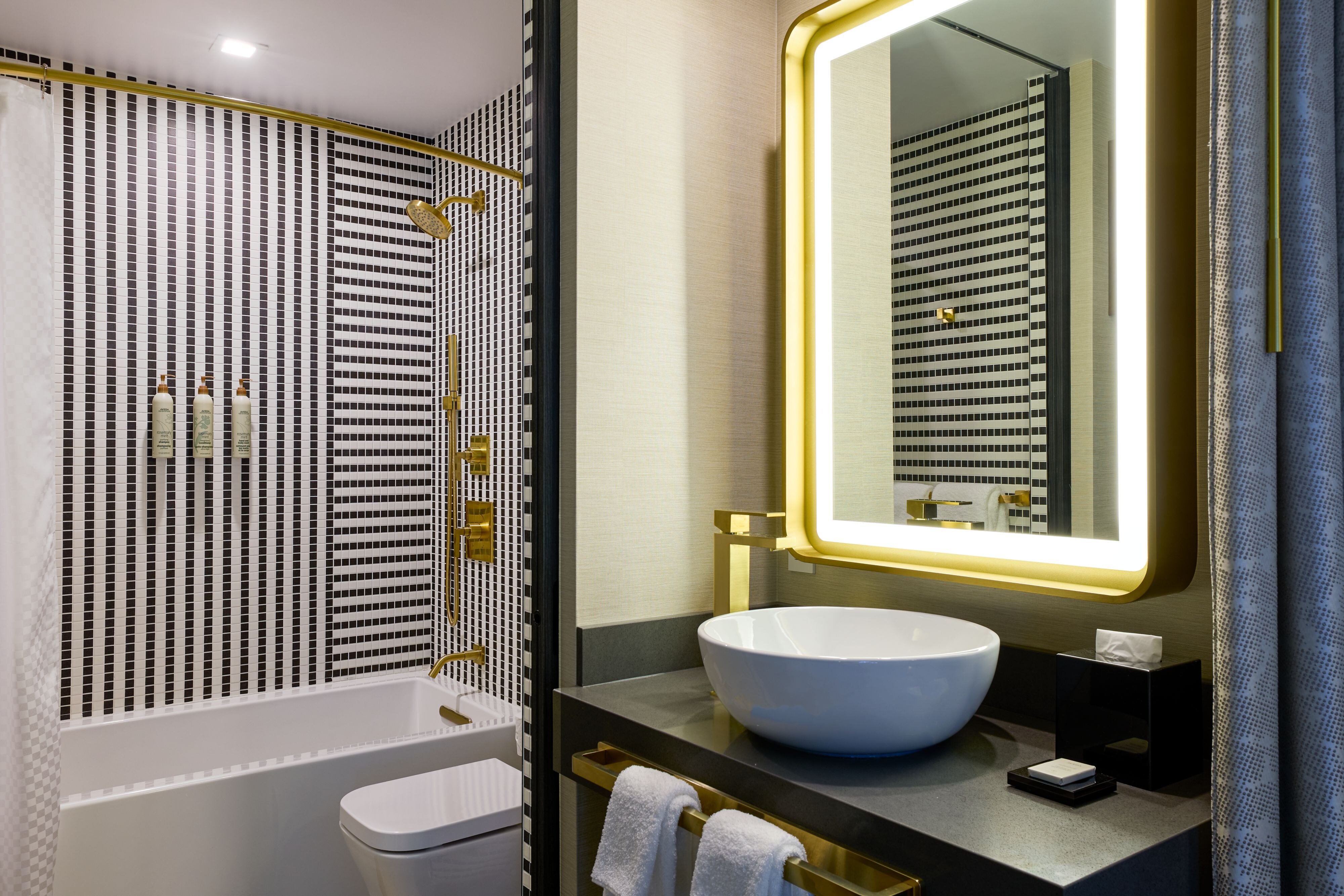 Renaissance New York Harlem Hotel by null