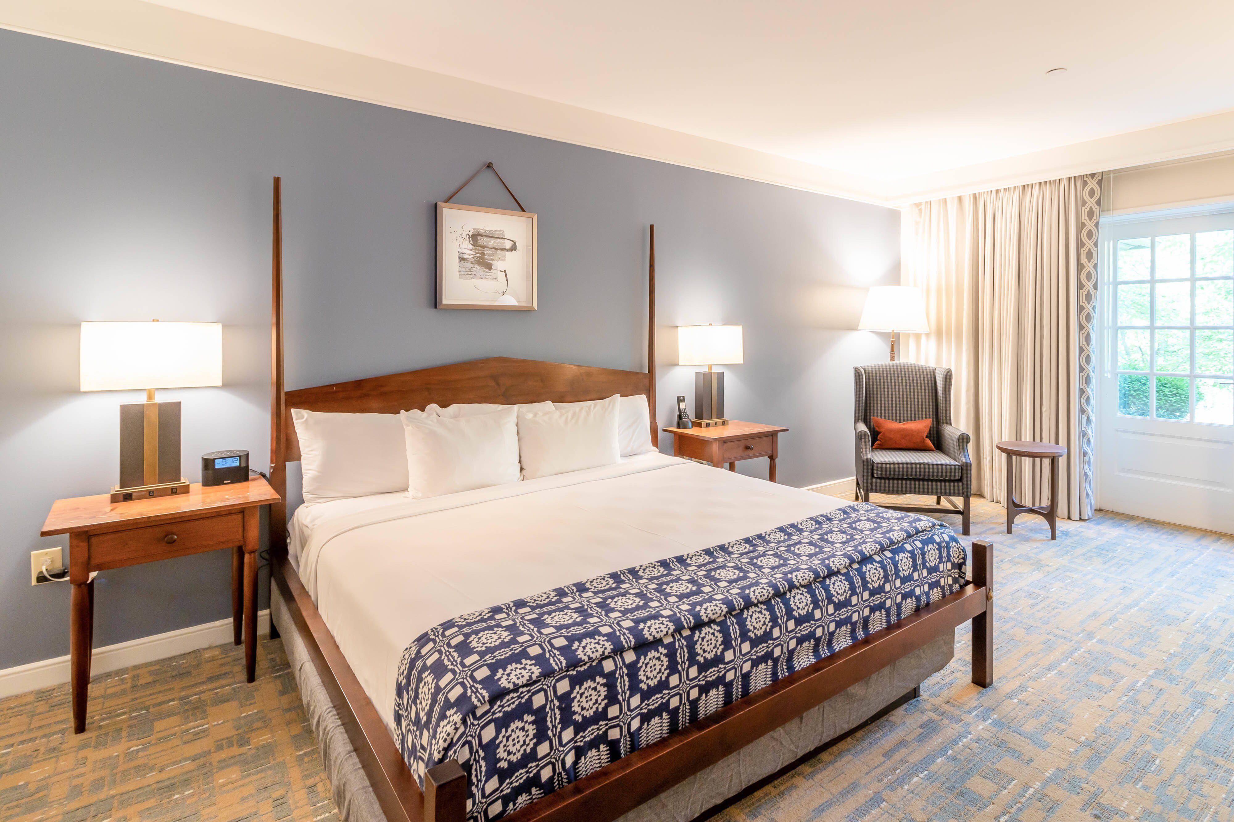 Williamsburg Lodge, Autograph Collection by null