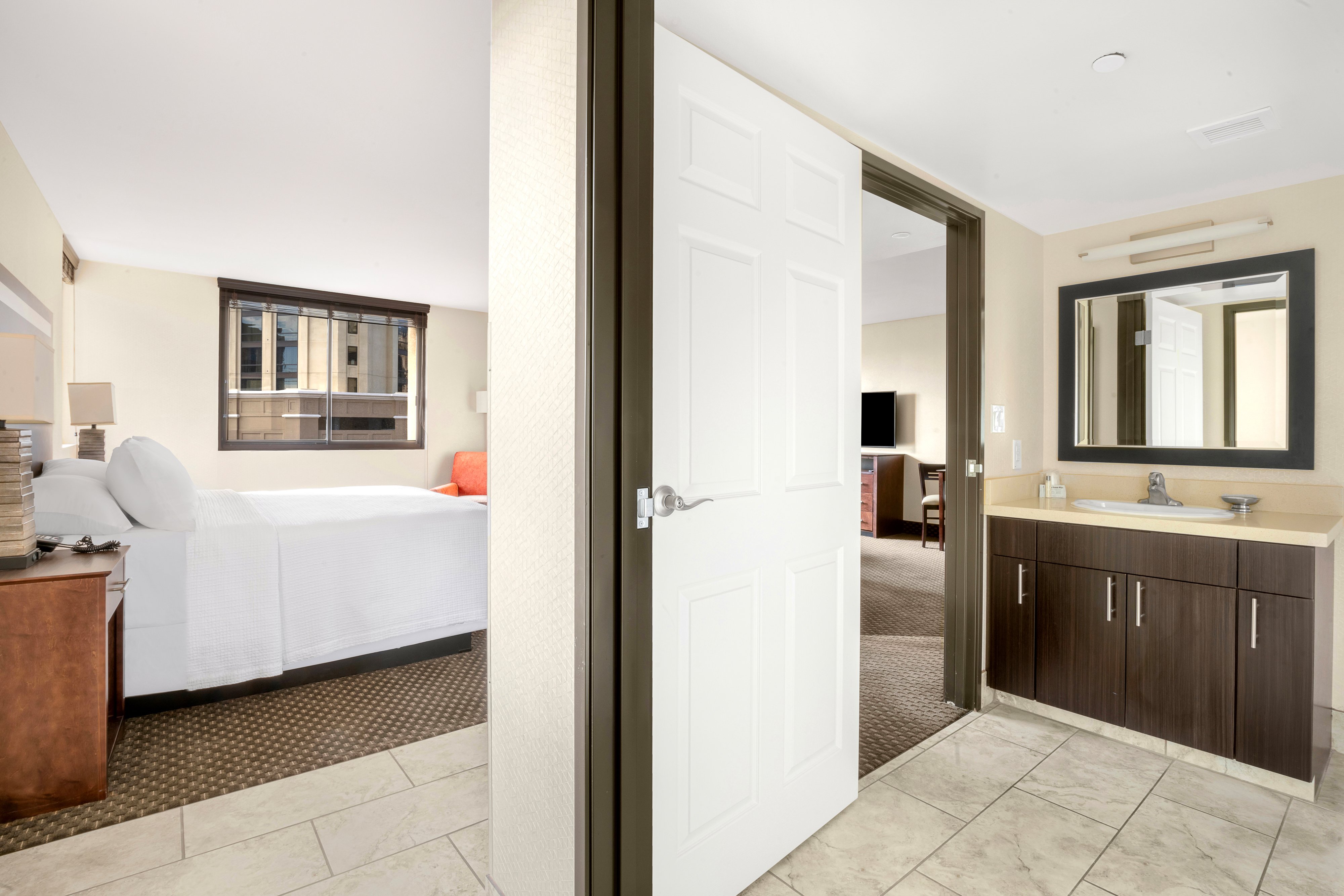 The Carriage House by null