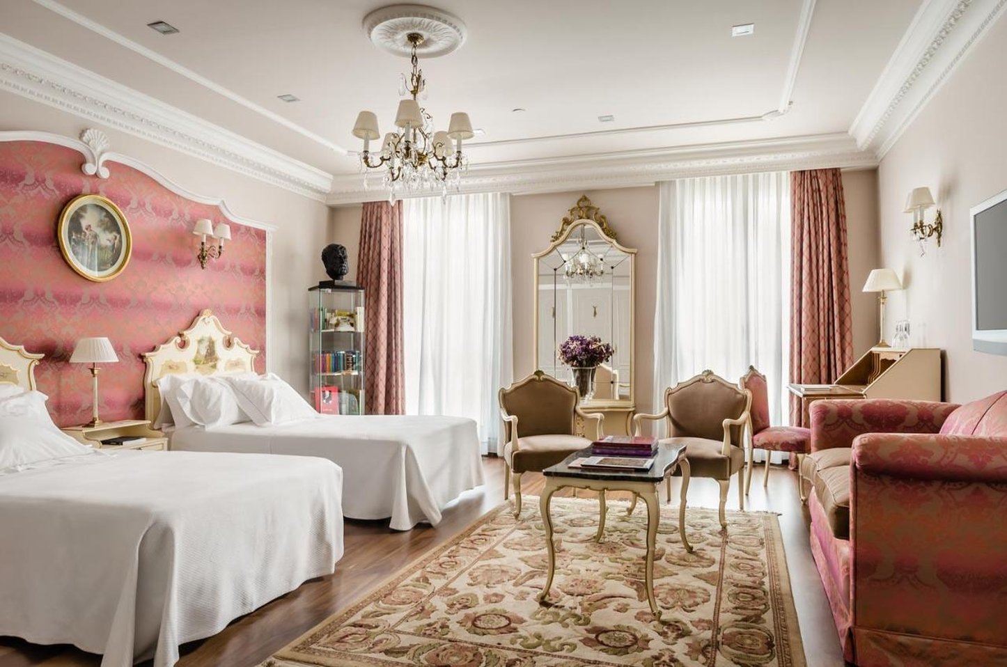 Hotel La Perla by null