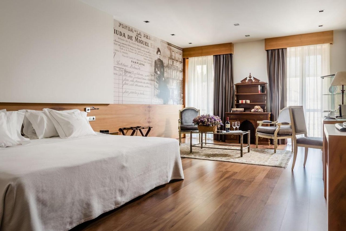 Hotel La Perla by null