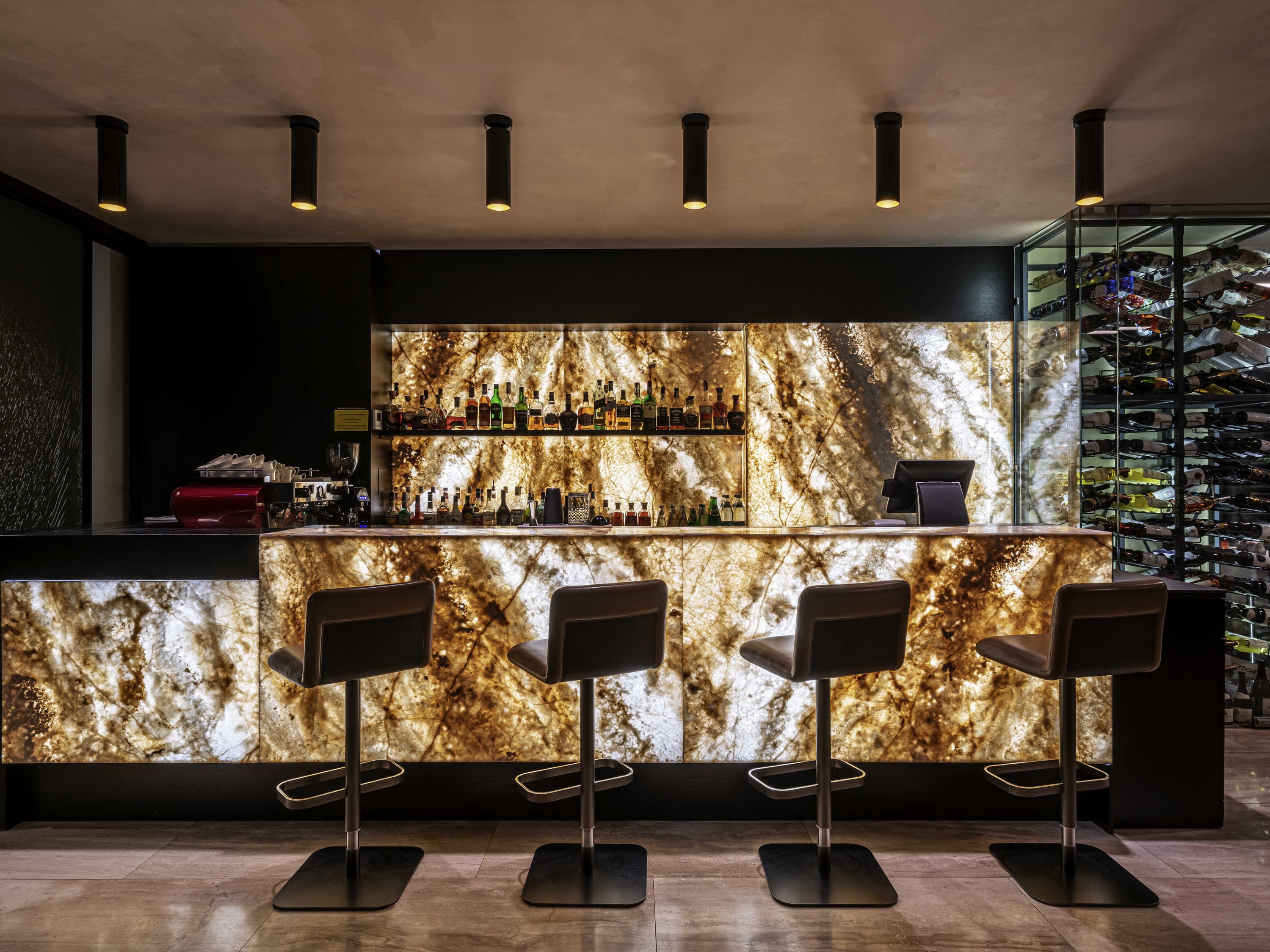 Berd's Hotel by null