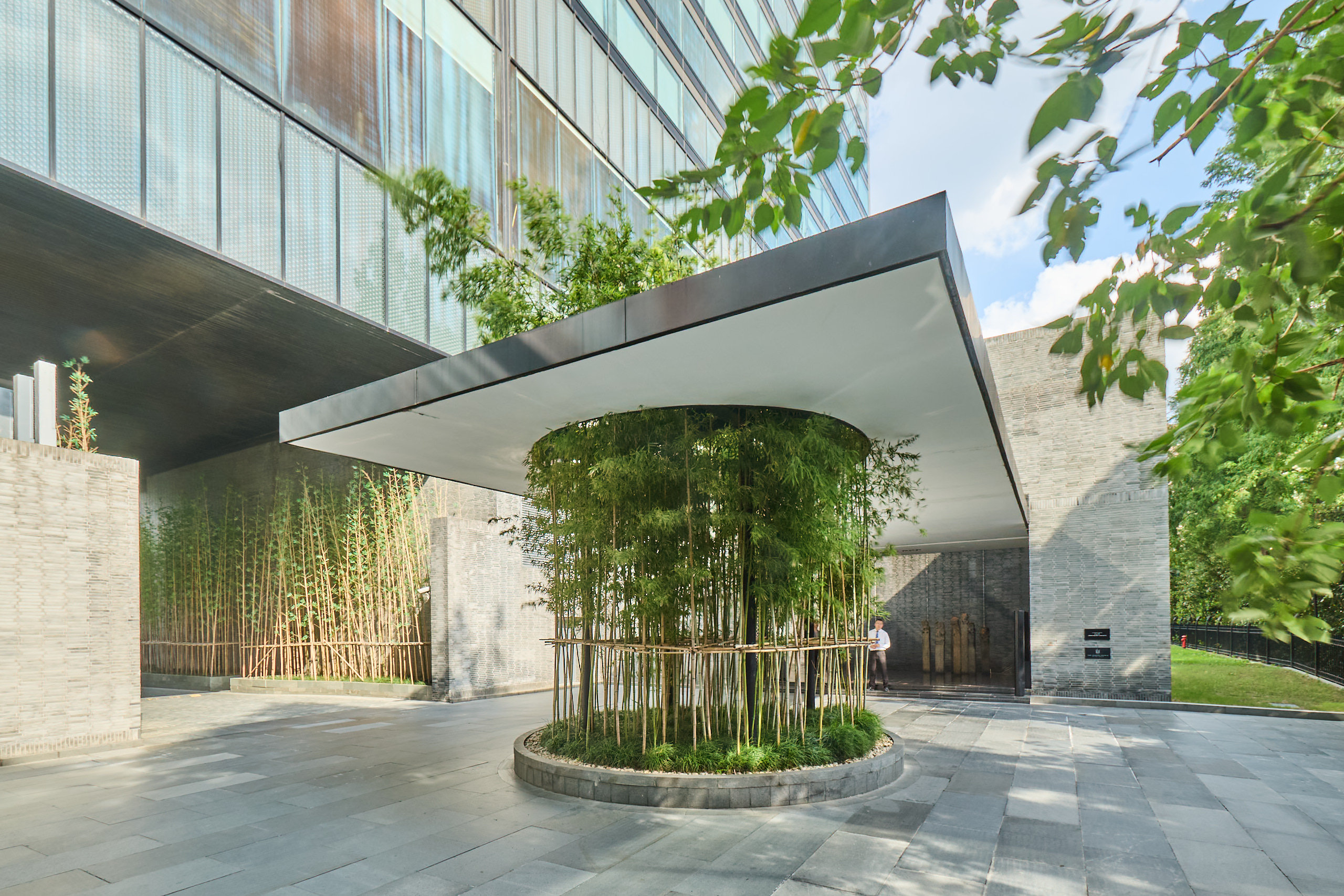 The PuLi Hotel and Spa by null