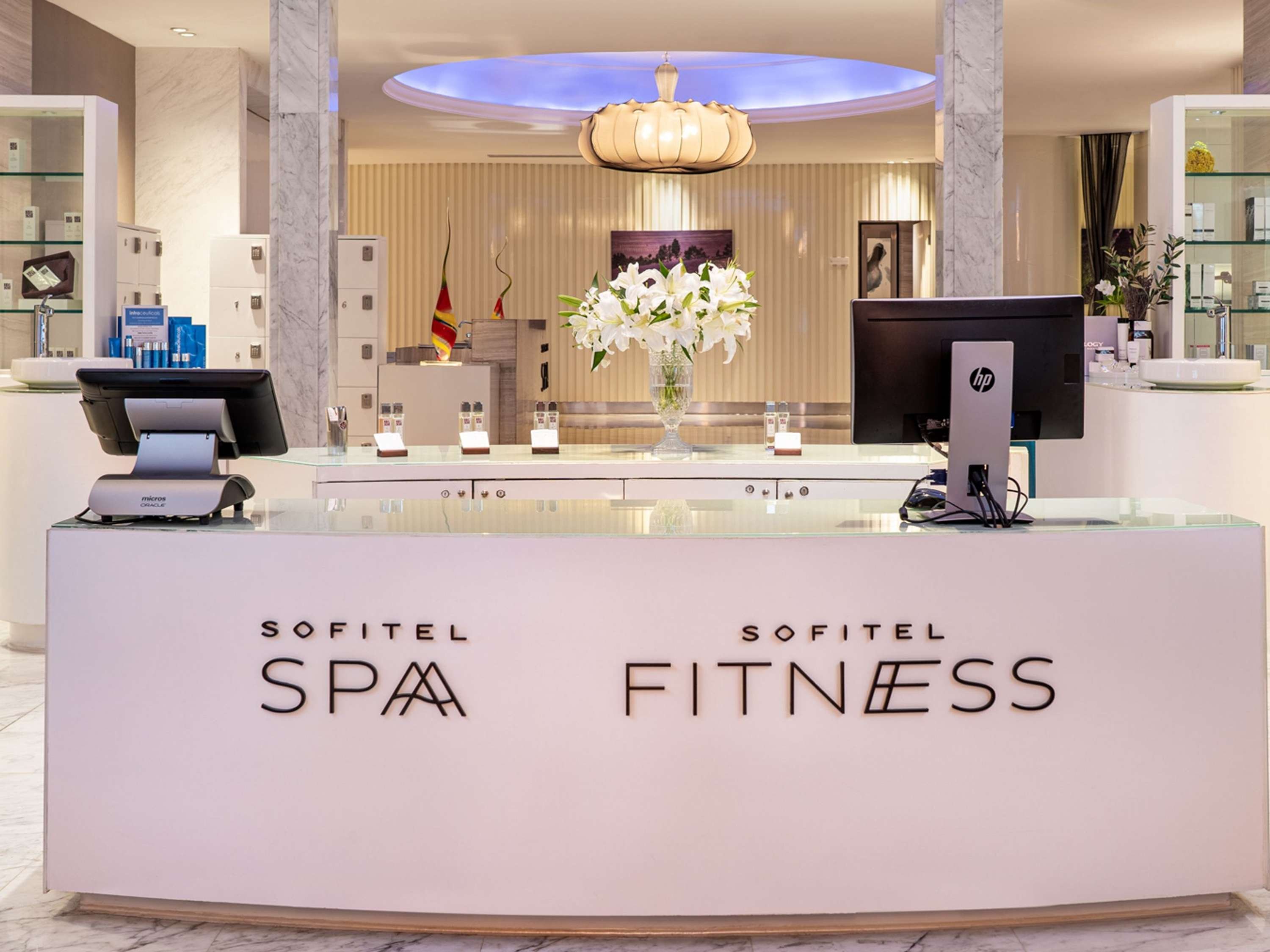 Hotel Sofitel Guangzhou Sunrich by null