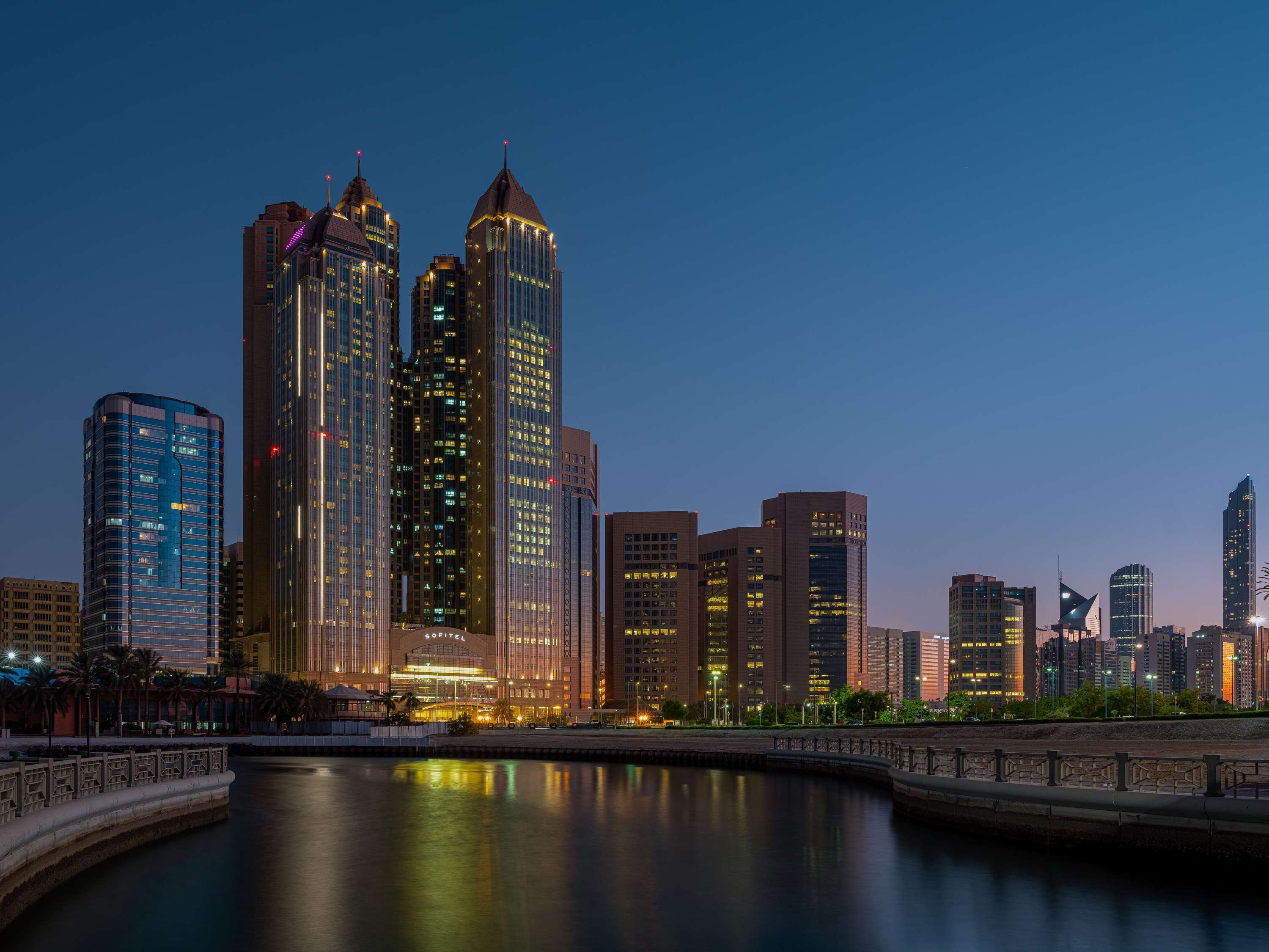 Sofitel Abu Dhabi Corniche by null