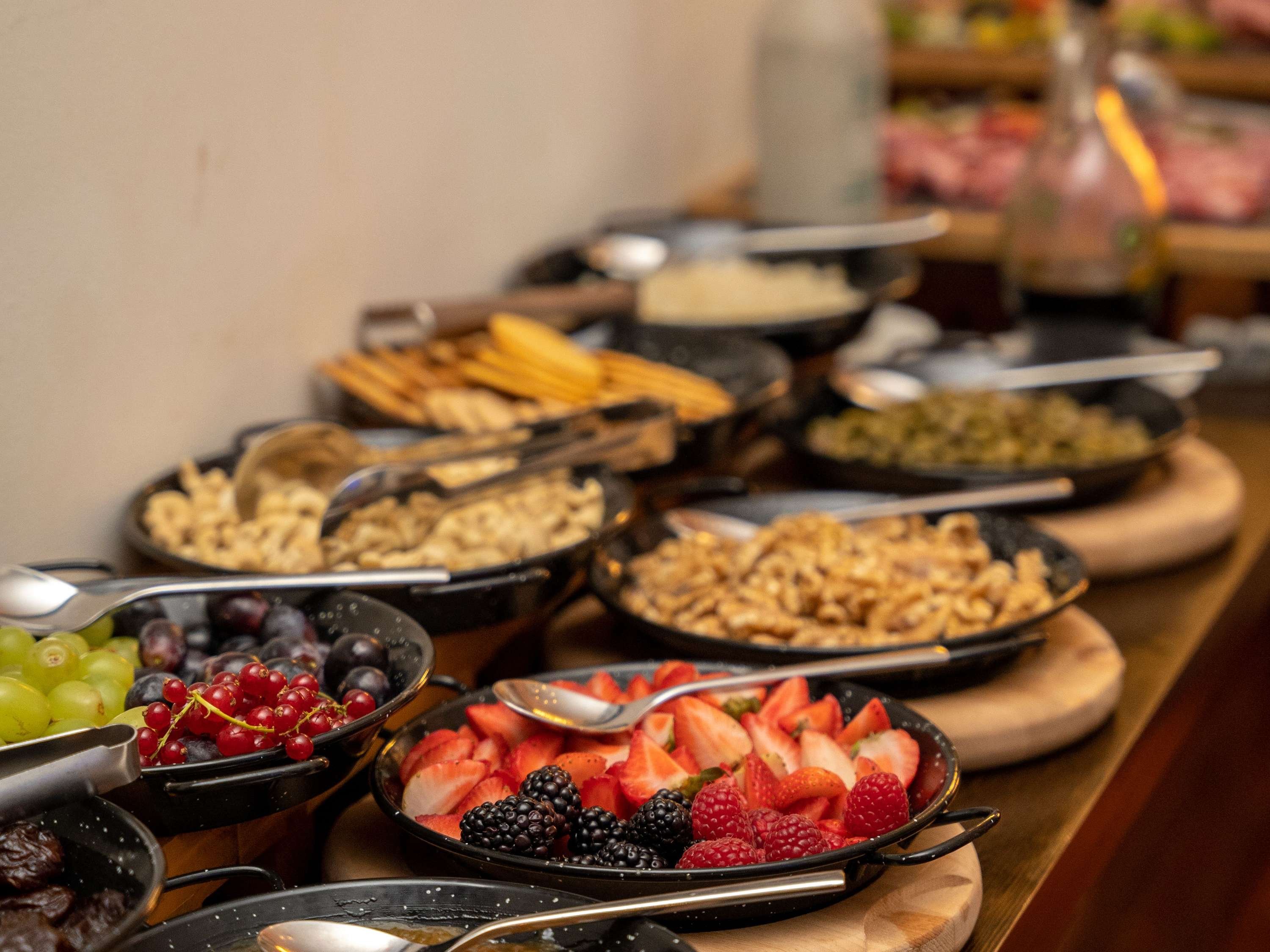 Sofitel Dubai Downtown by null