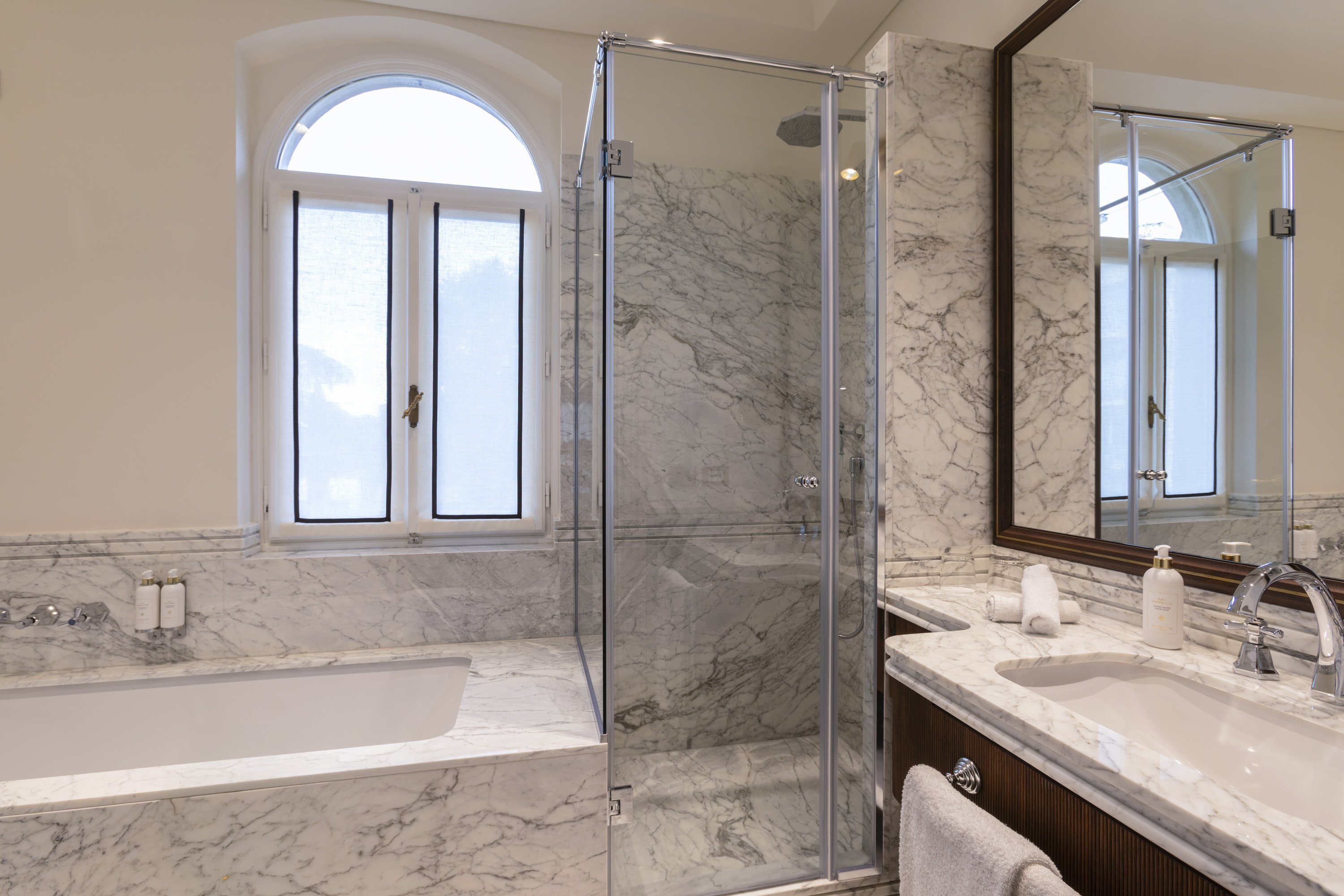 Hotel Regency by null