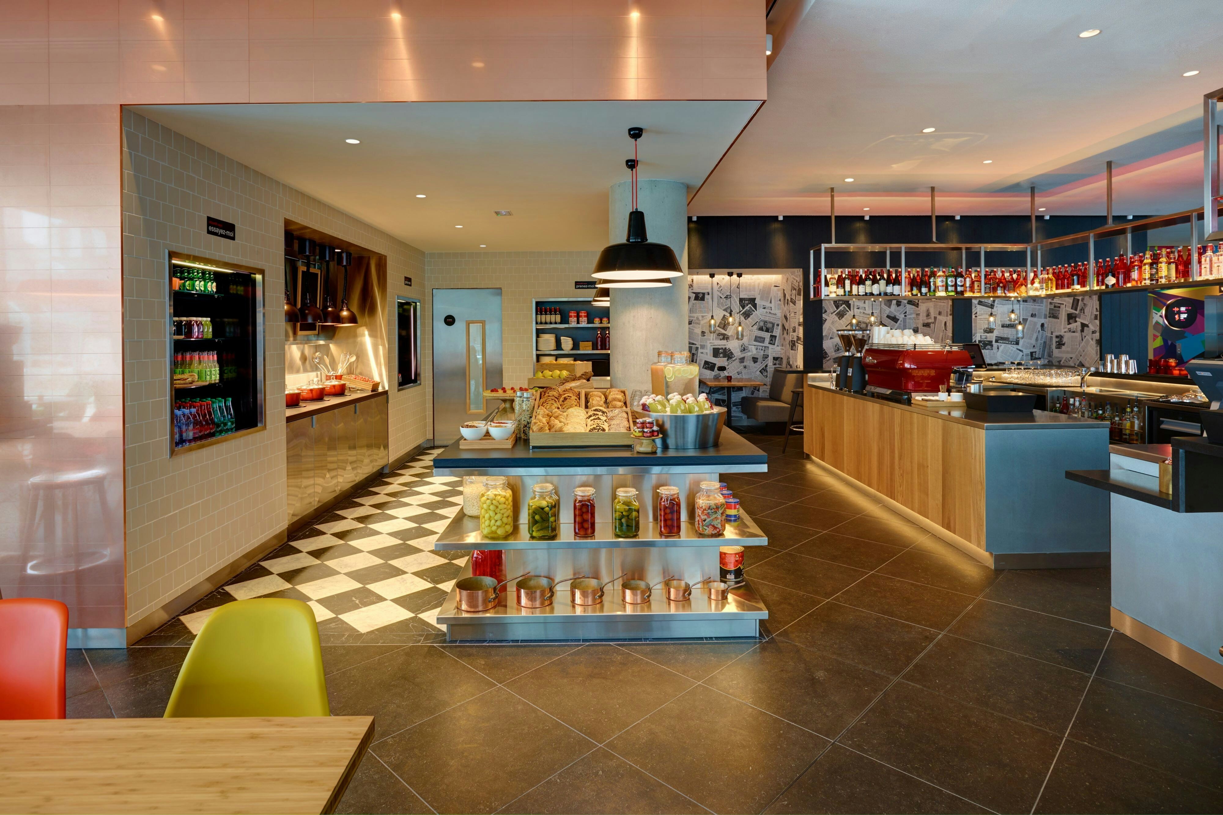 citizenM Paris La Defense by null