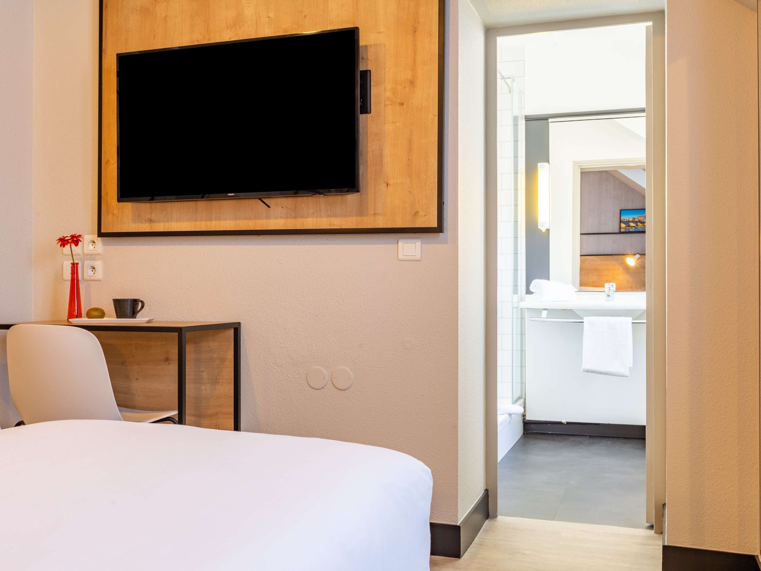 ibis Blois Centre Château by null