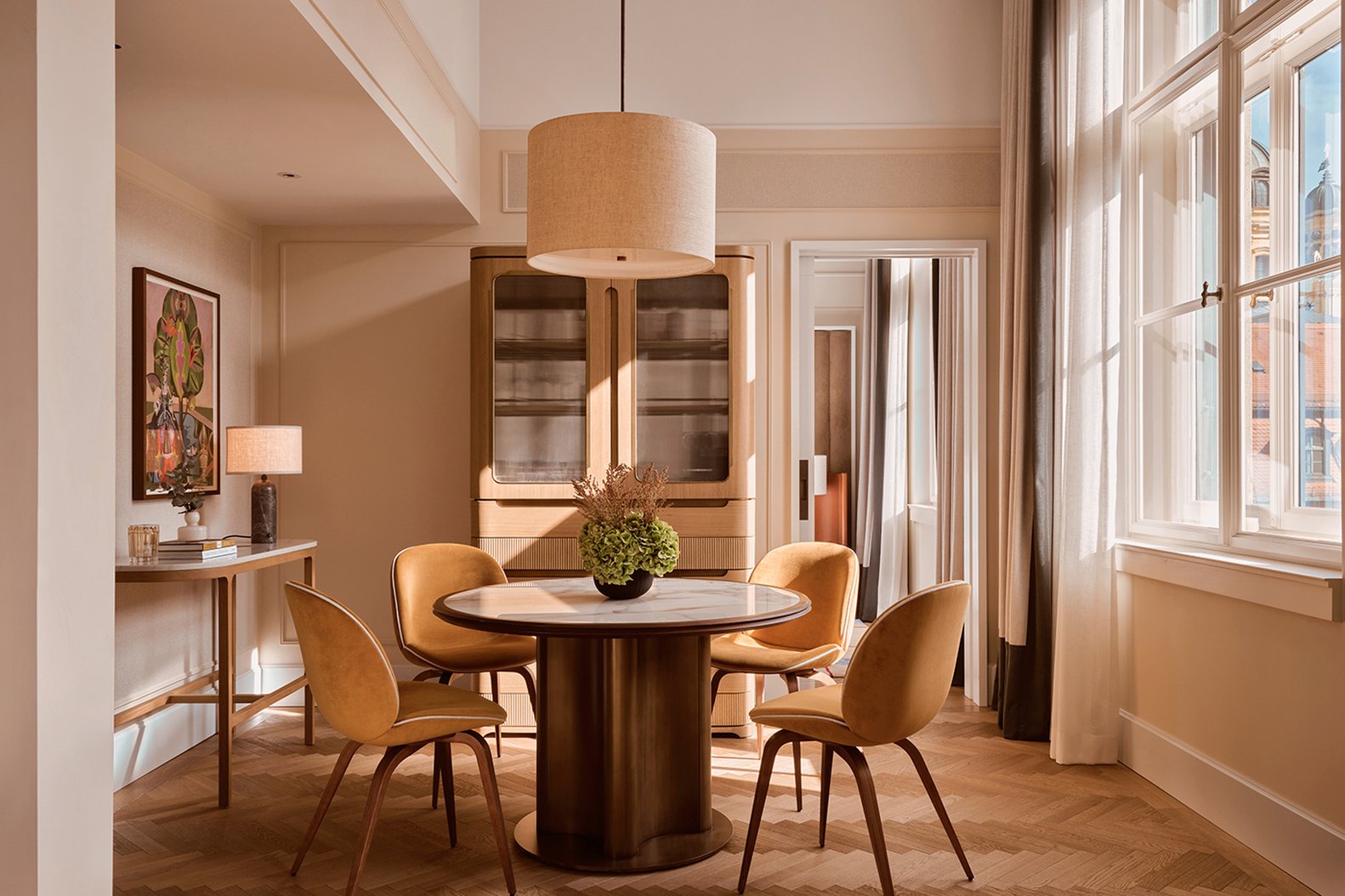 Rosewood Munich by null